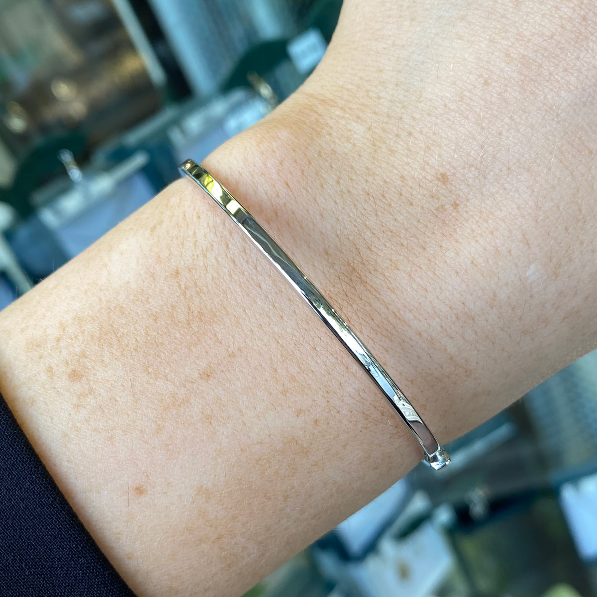 9ct White Gold Plain Polished Bangle | 2mm