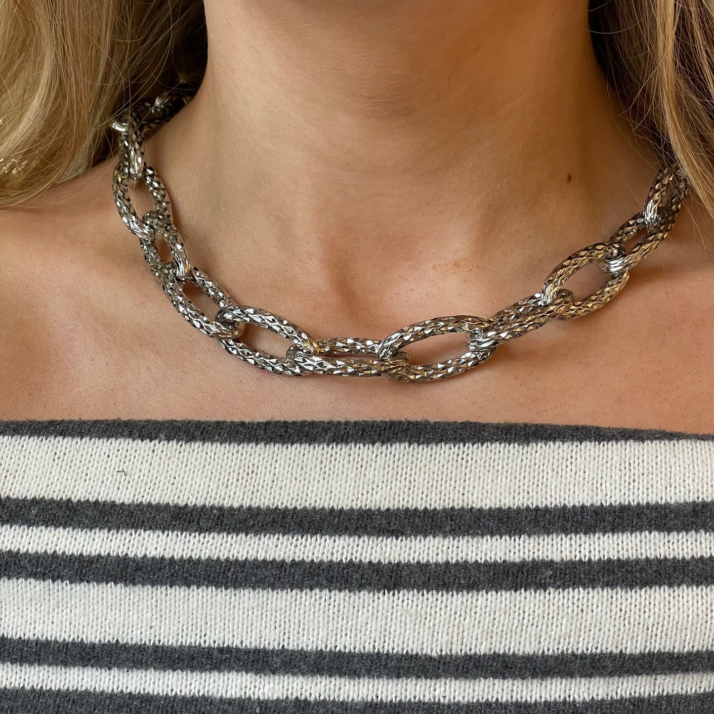 Silver necklace from the REBECCA Diva collection by Industrie Testi, featuring a sleek and elegant jewelry design.