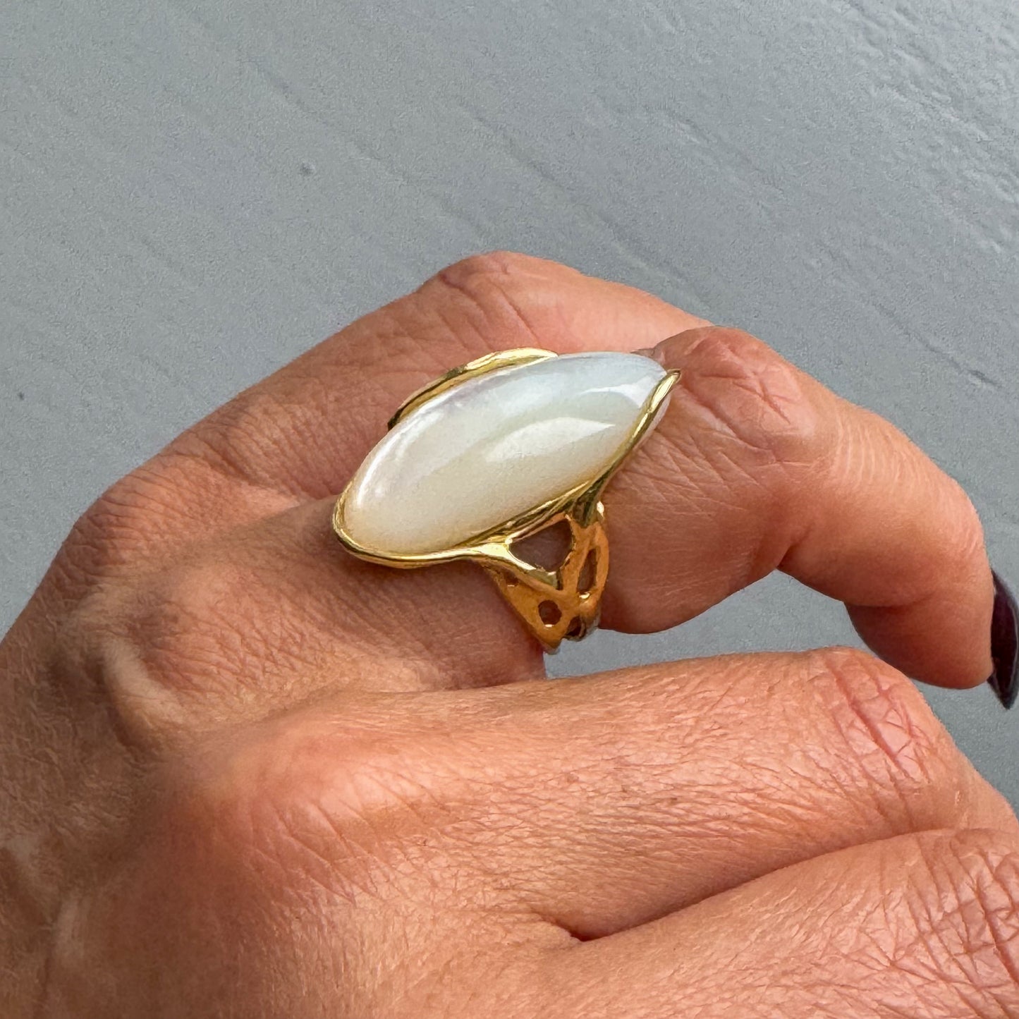 Mother of Pearl Ring | 14x30mm