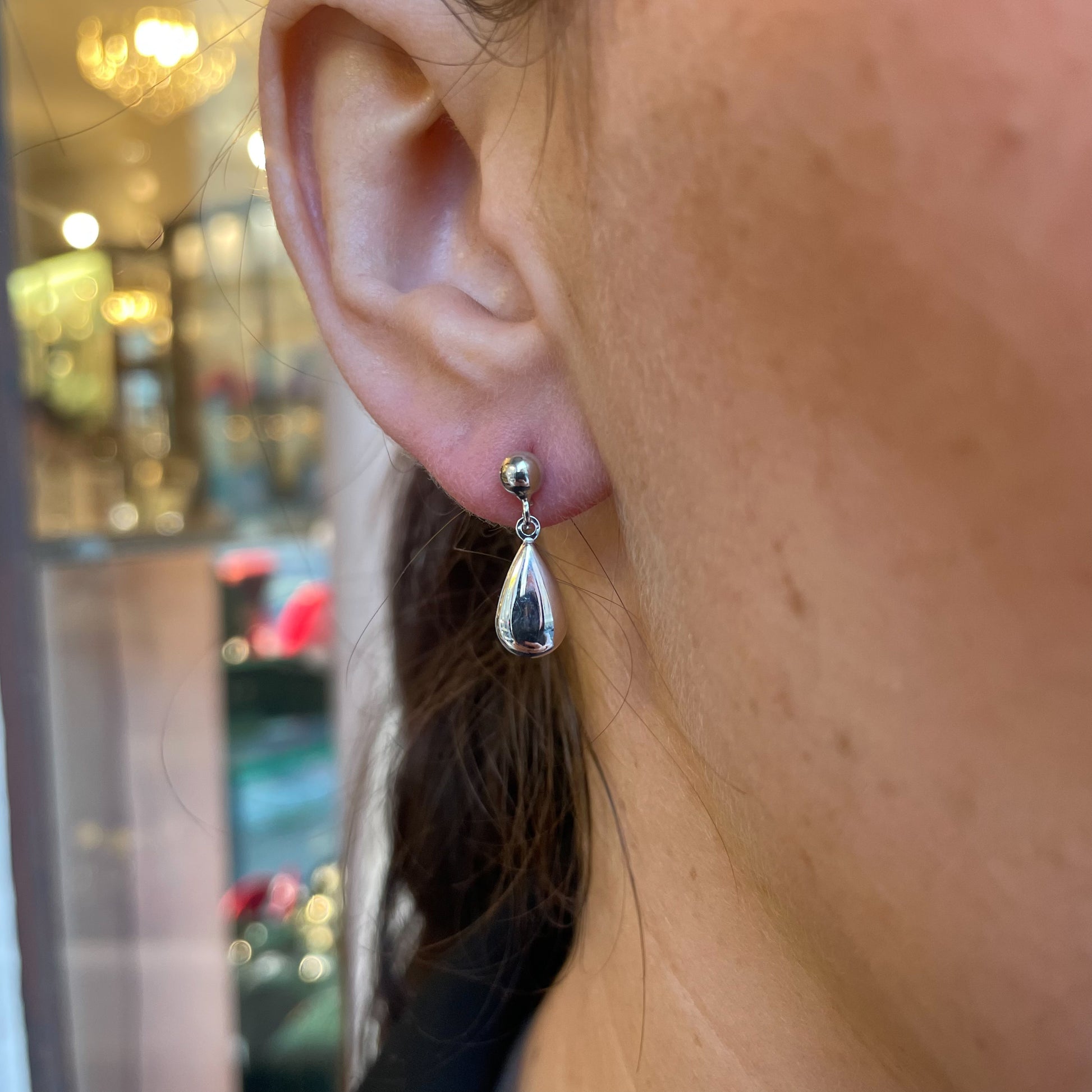 9ct White Gold Tear Drop Earrings - John Ross Jewellers