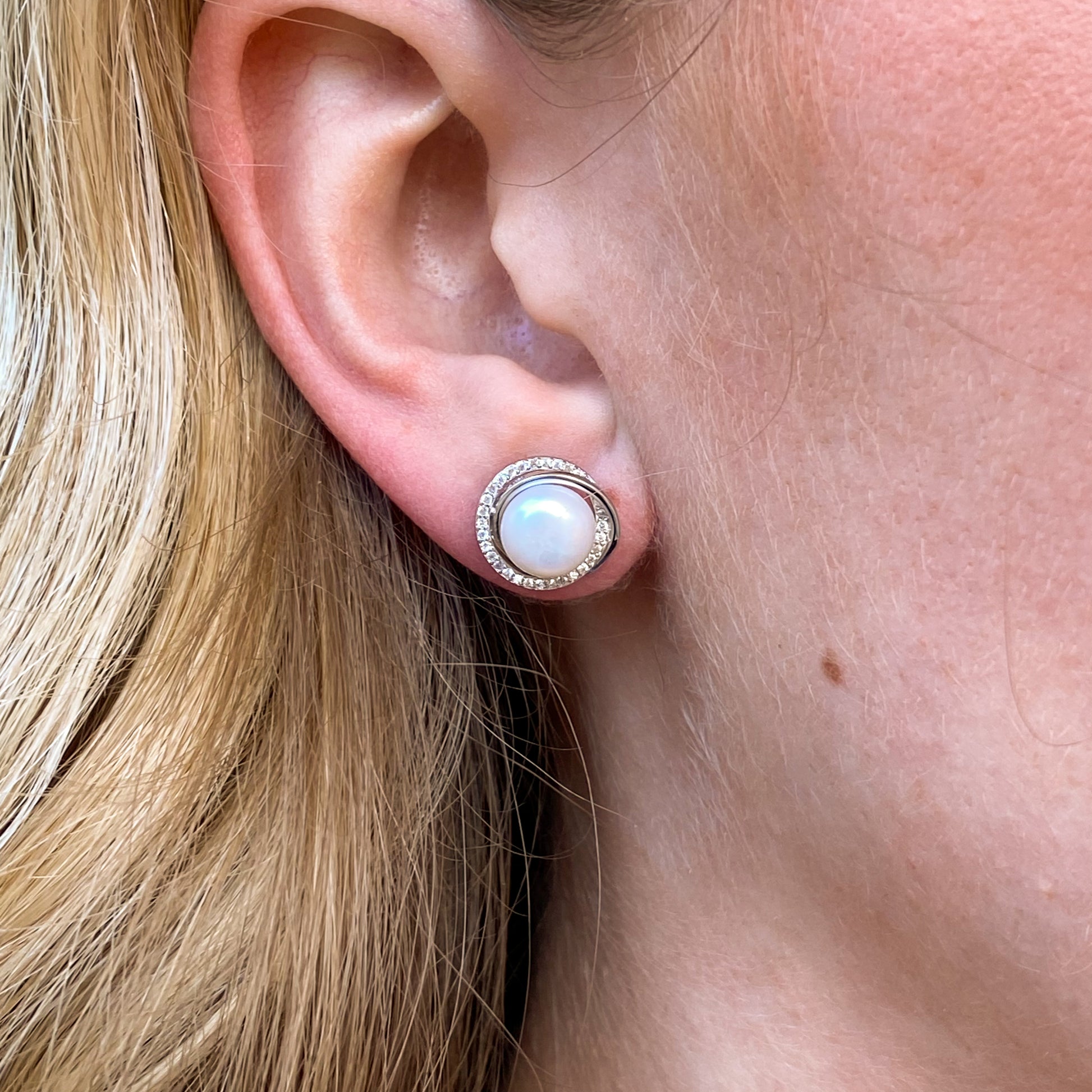 Silver Freshwater Pearl Button Stud Earrings | Swirl - John Ross Jewellers