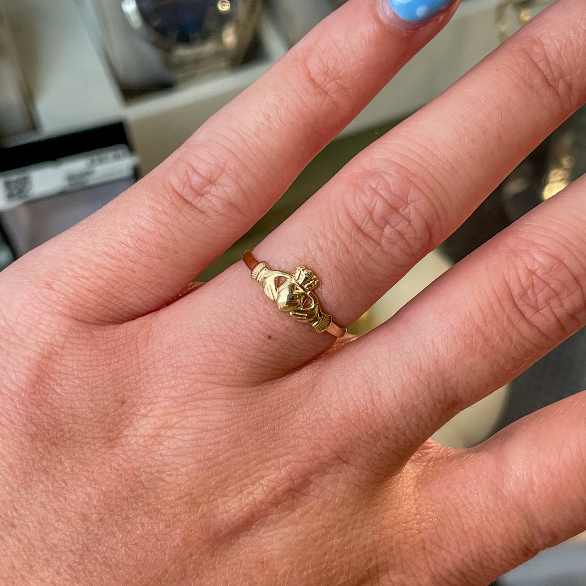 9ct Gold Super Dainty Claddagh Ring - John Ross Jewellers