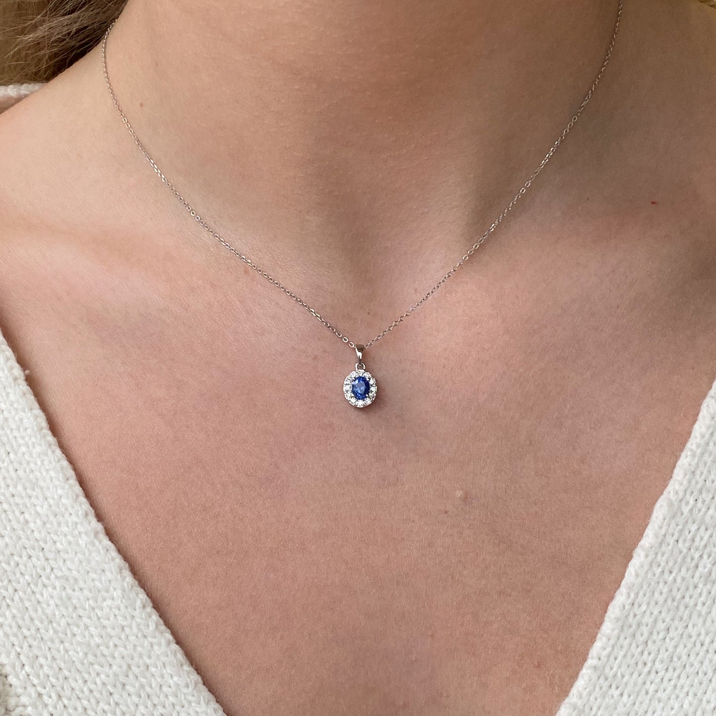 18ct White Gold Sapphire & Diamond Oval Cluster Pendant