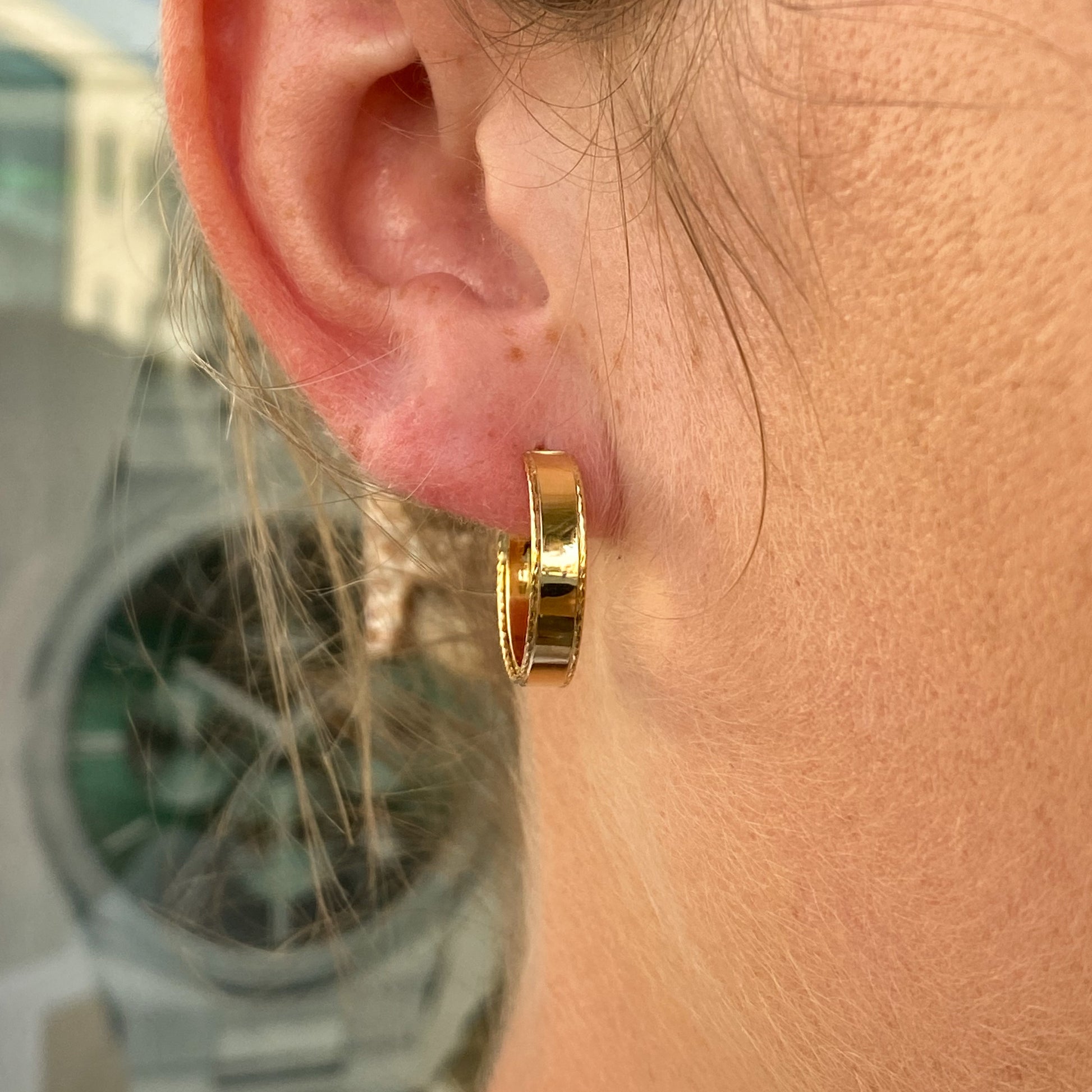 9ct Gold Diamond Cut Edged Hoop Earrings | 18mm - John Ross Jewellers
