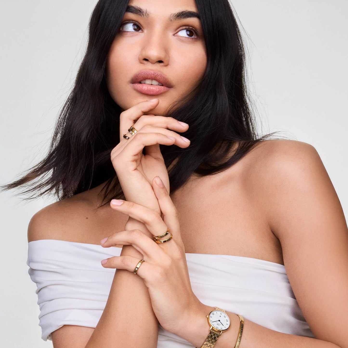 Daniel Wellington Petite Roman Numerals Date 5-link Gold | 28mm - John Ross Jewellers