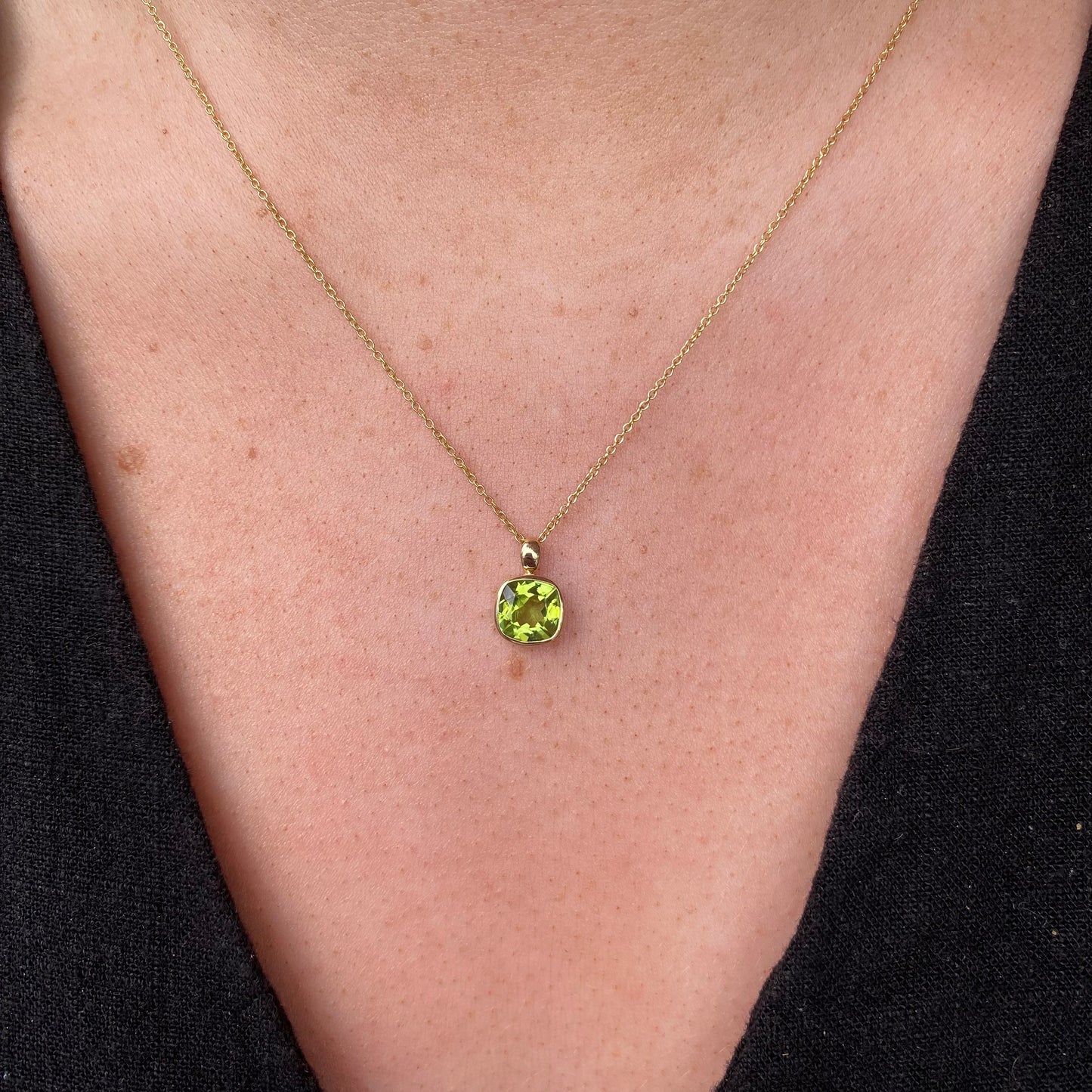 9ct Gold Cushion Peridot Pendant Necklace - John Ross Jewellers
