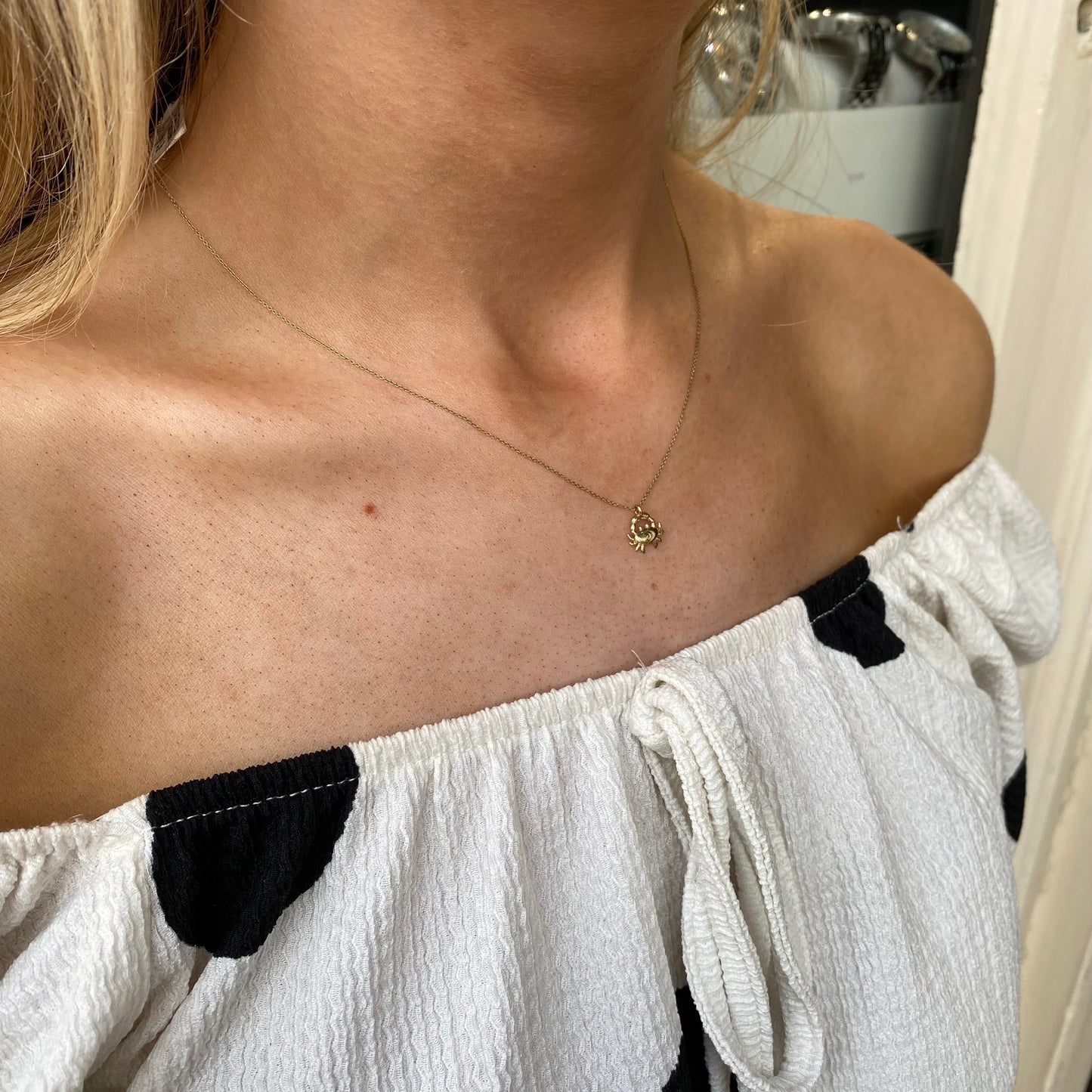 REBECCA Sentiment Necklace | Trust 9ct Yellow Gold - John Ross Jewellers