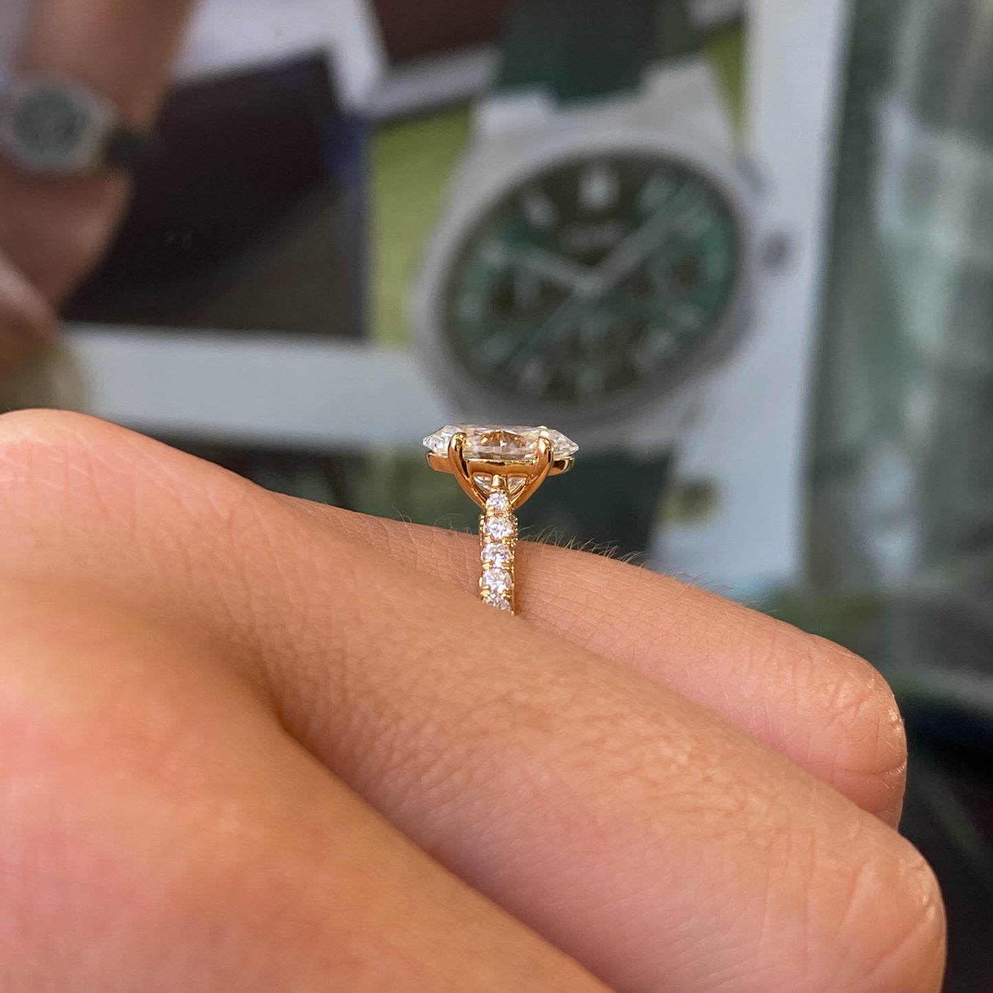 18ct Gold Oval Solitaire Engagement Ring | Certificated Lab 1.53ct - John Ross Jewellers