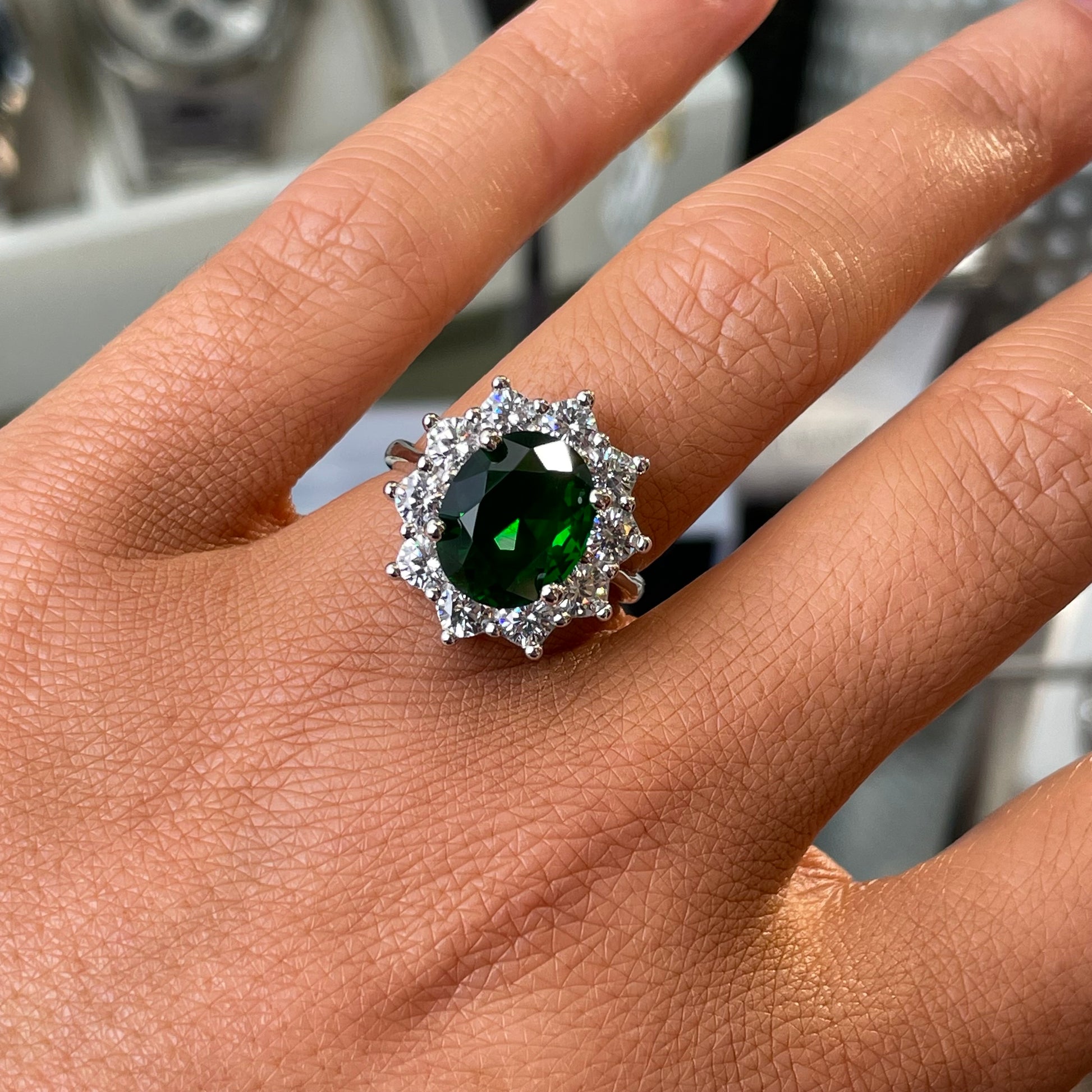 Silver Emerald Green Diana Ring - John Ross Jewellers
