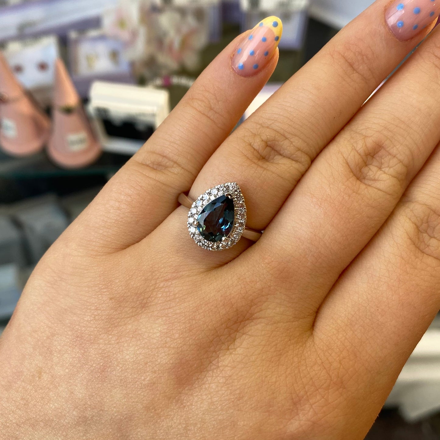 9ct White Gold London Blue Topaz & Diamond Ring