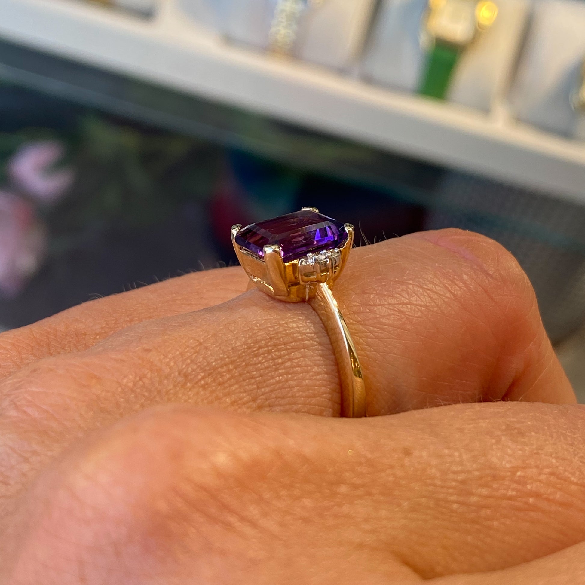 9ct Gold Amethyst & Diamond Ring - John Ross Jewellers