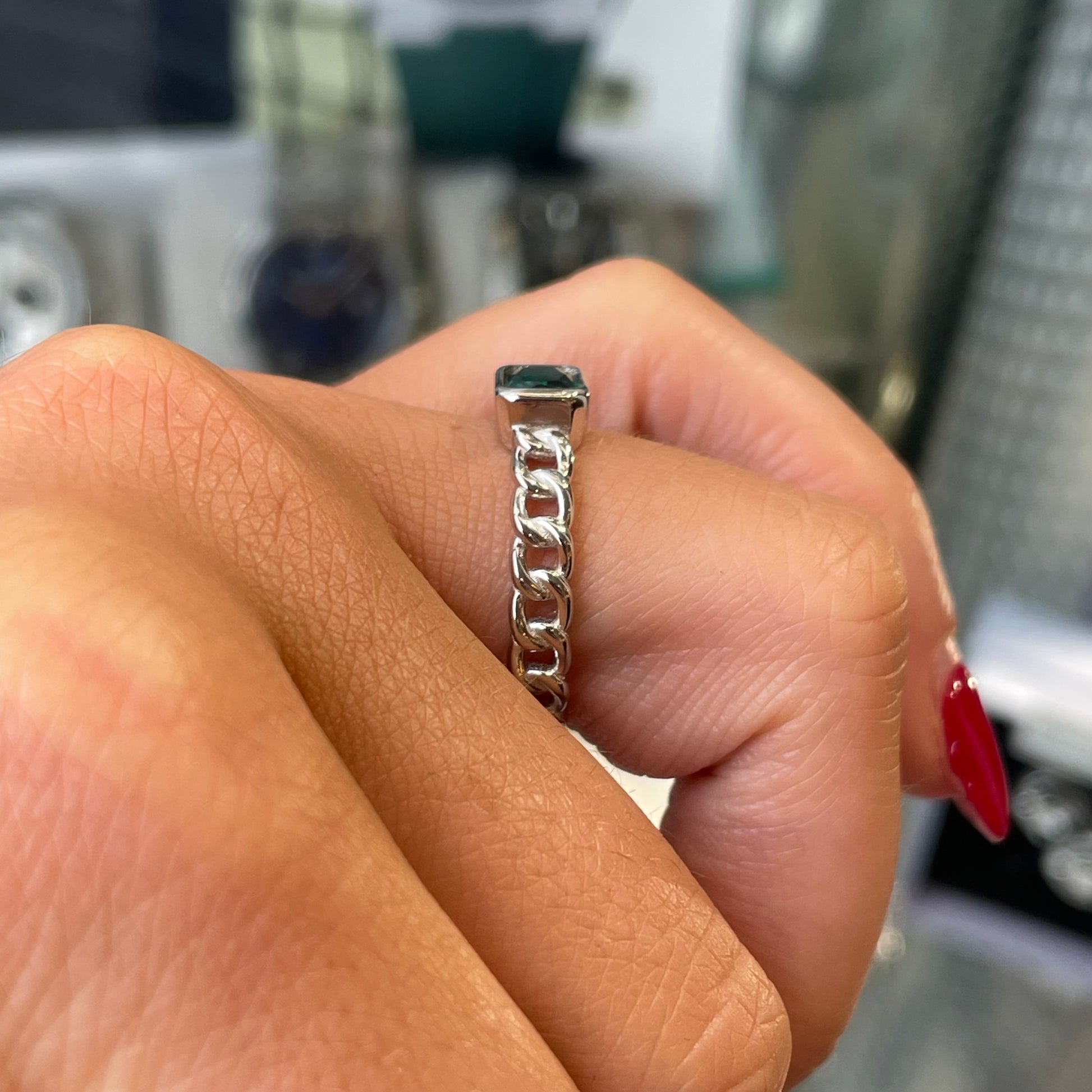 Silver Emerald Green CZ Chain Ring - John Ross Jewellers