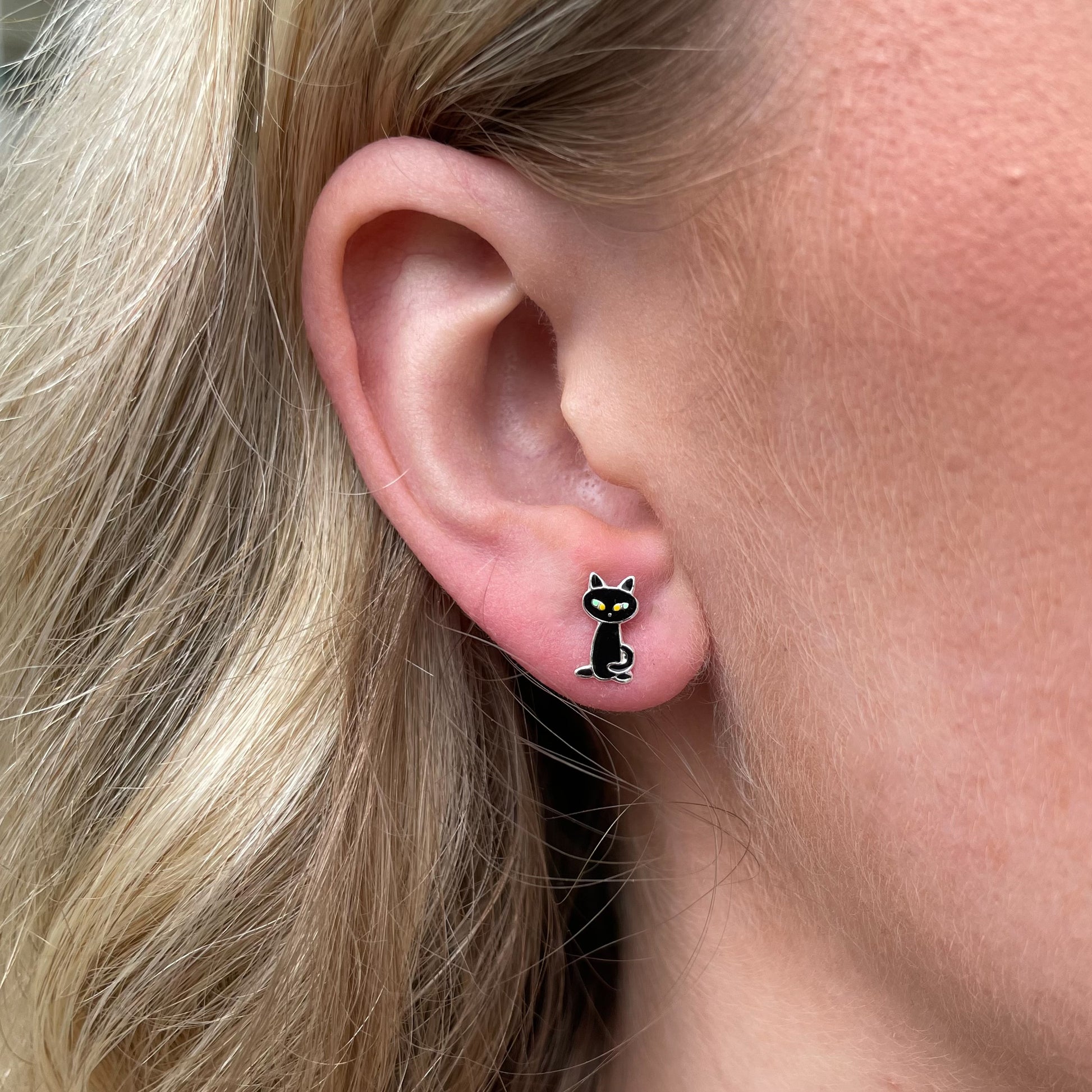 Kitty Cat Stud Earrings - John Ross Jewellers