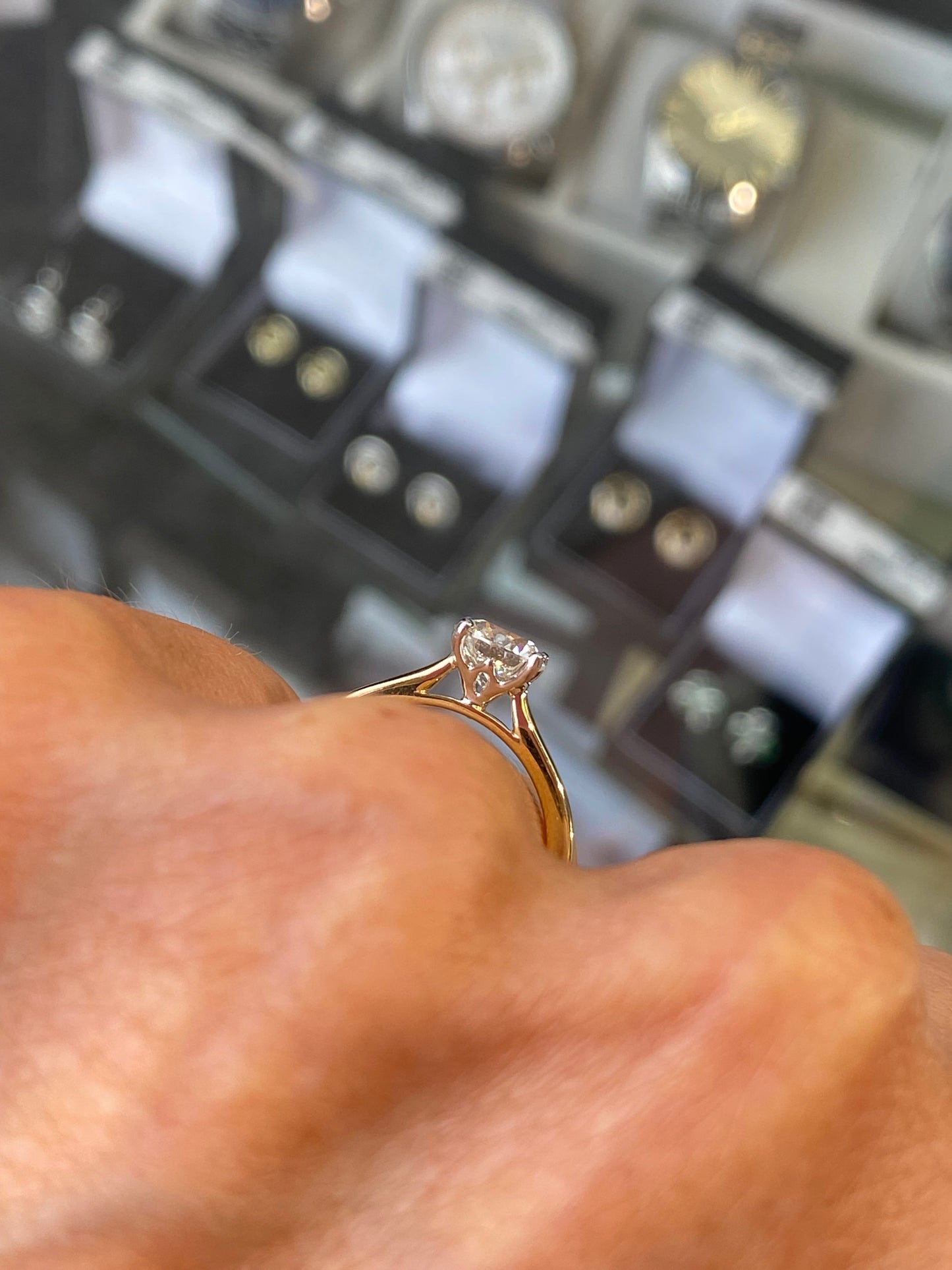 18ct Gold Diamond Solitaire Engagement Ring | 1.00ct Certificated - John Ross Jewellers