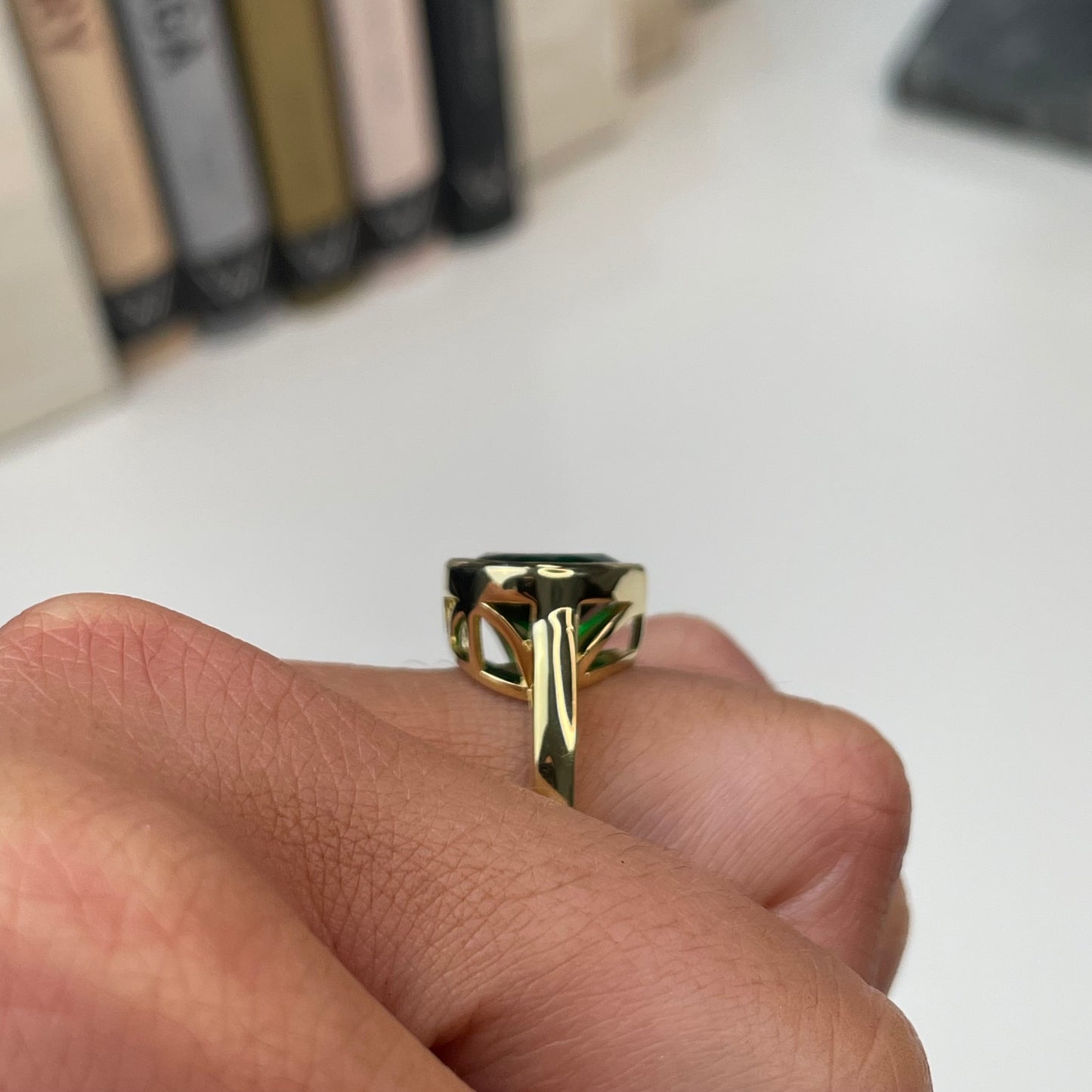 Sunshine Green Bold Ring - John Ross Jewellers