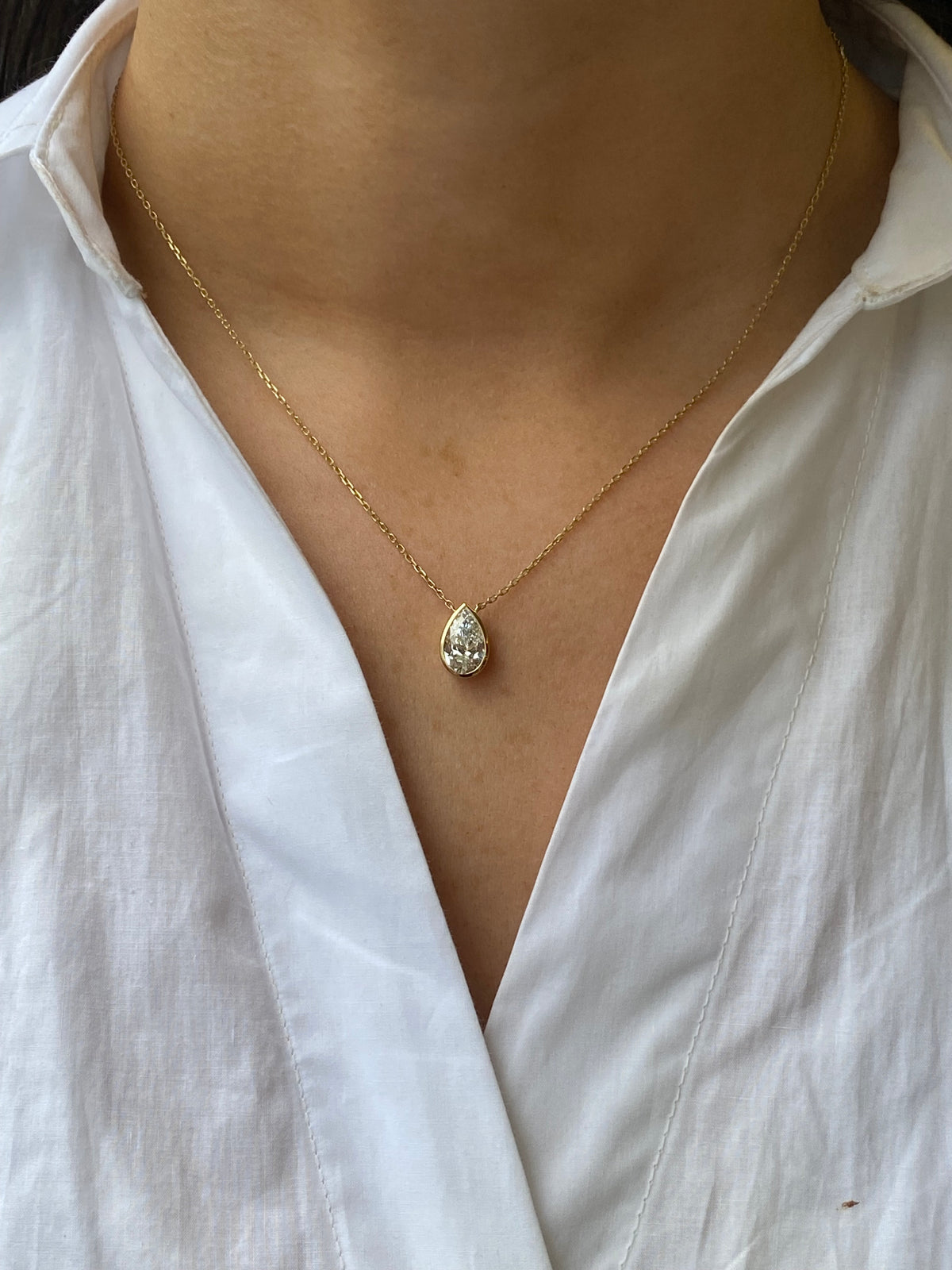 9ct Gold Bezel Set Pear Cut Solitaire Necklace | 2.00ct Lab Grown IGI Cert