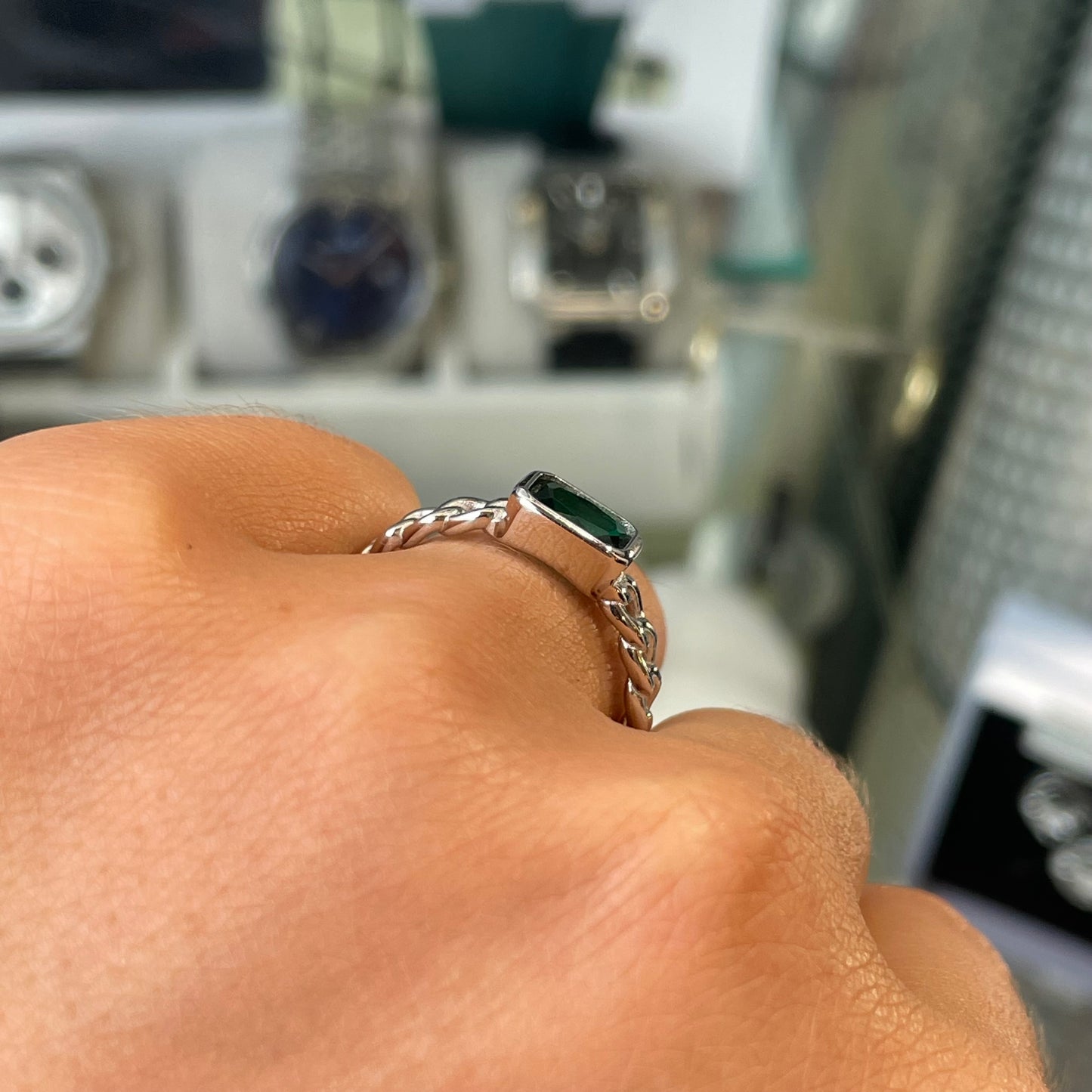 Silver Emerald Green CZ Chain Ring - John Ross Jewellers