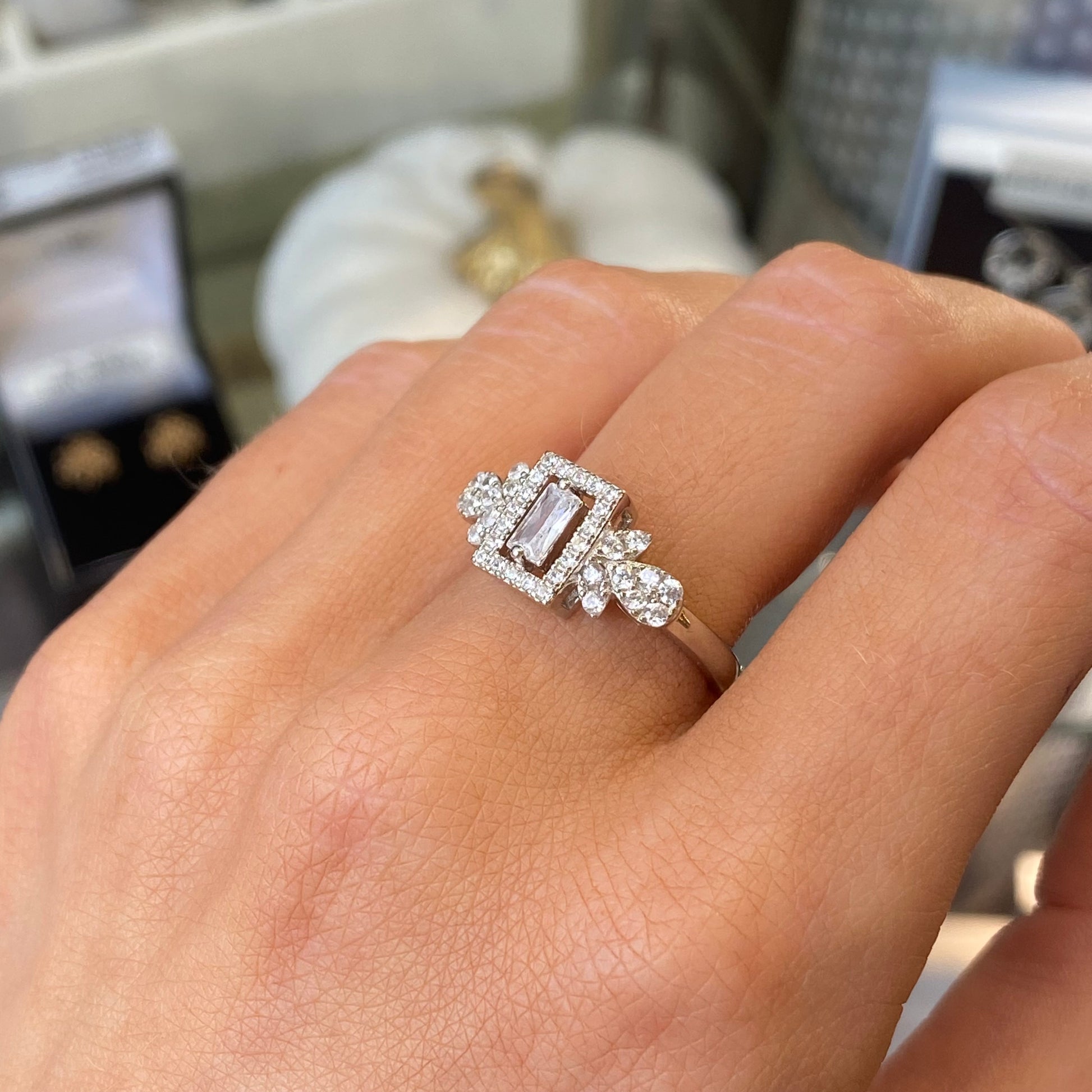 Silver Venus Ring - John Ross Jewellers