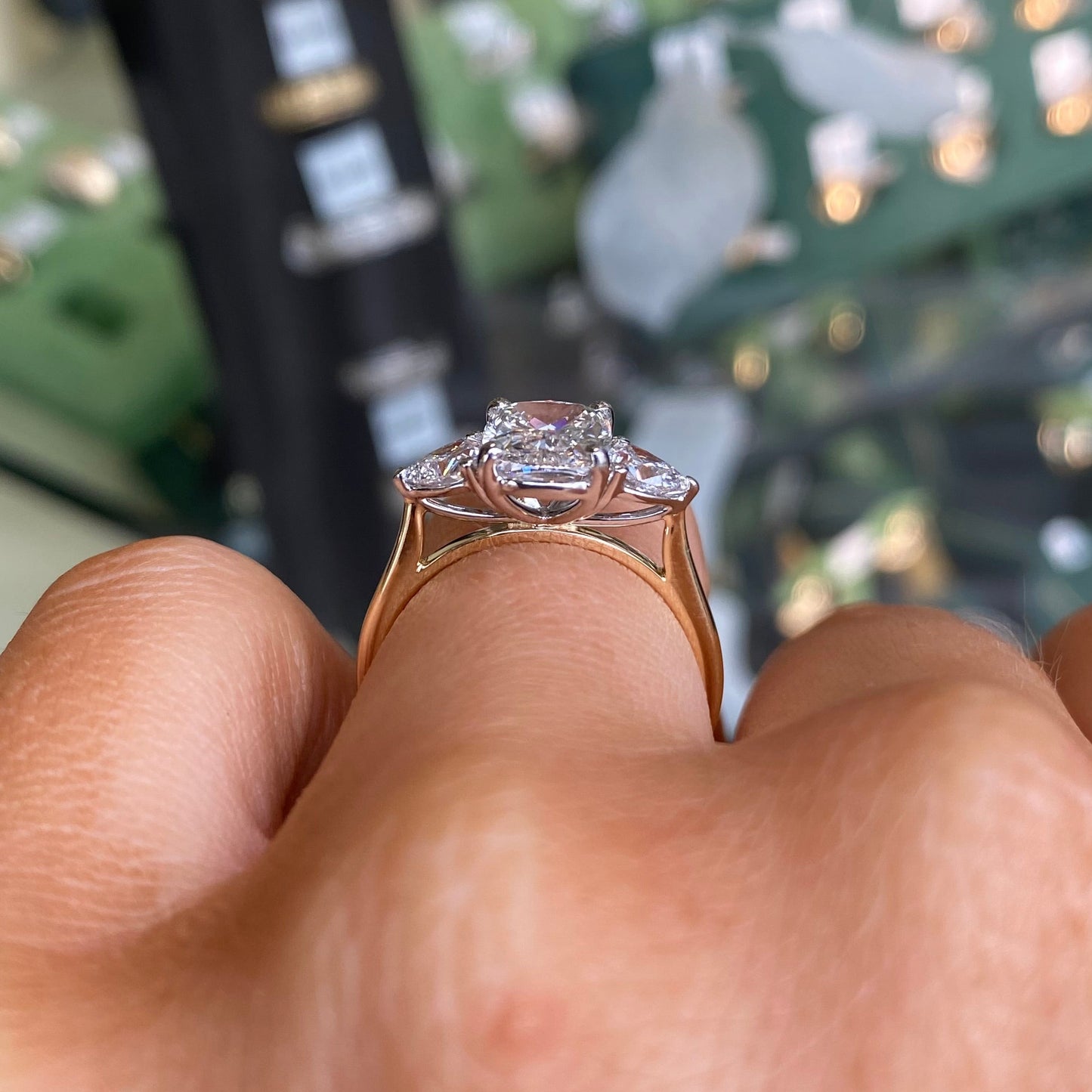 18ct Gold Trilogy Engagement Ring | Certificated Lab 2.68ct