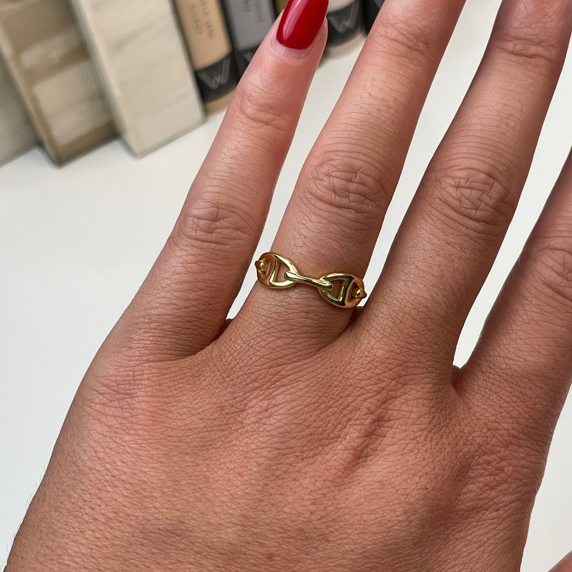 Sunshine Stirrup Link Ring - John Ross Jewellers