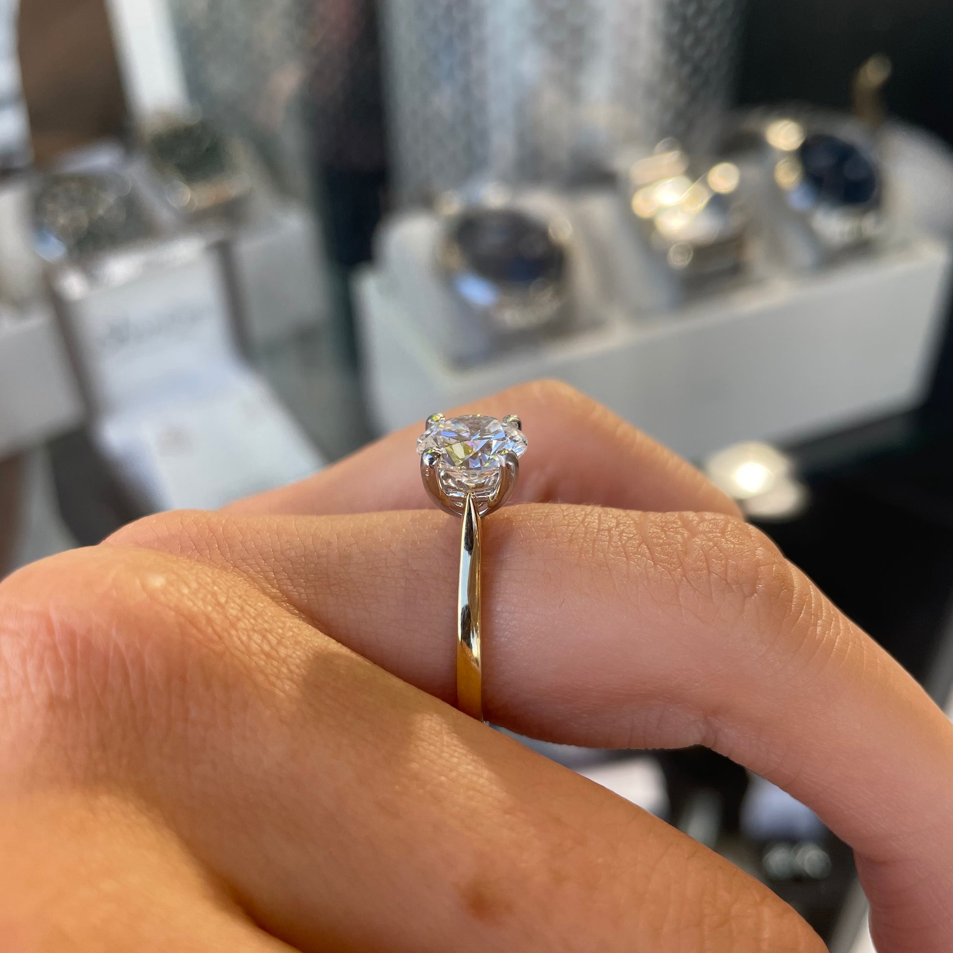 18ct Gold Solitaire Engagement Ring | 2.50ct Certificated Lab - John Ross Jewellers