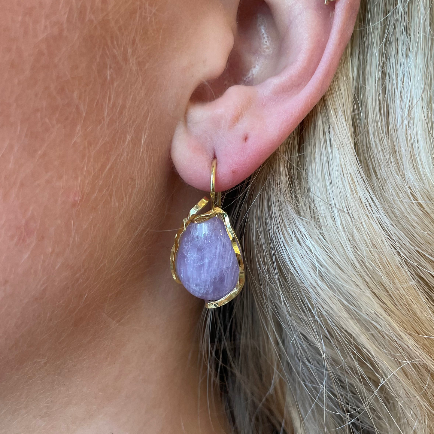 Bruno Baroque Amethyst Scintilla Drop Earrings with 32mm x 17mm purple amethyst stones and intricate gold detailing.