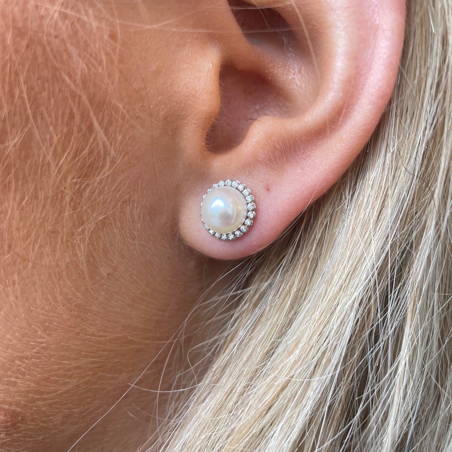 9ct Gold Pearl & CZ Stud Earrings - White Gold - John Ross Jewellers