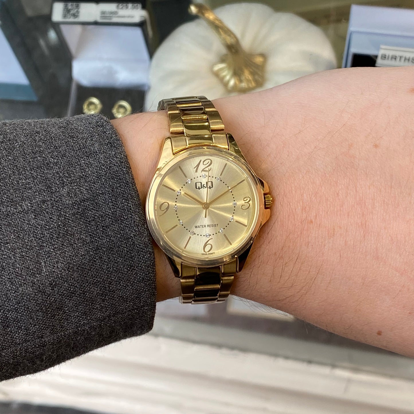 Q&Q Ladies Gold Three-Link Watch - John Ross Jewellers