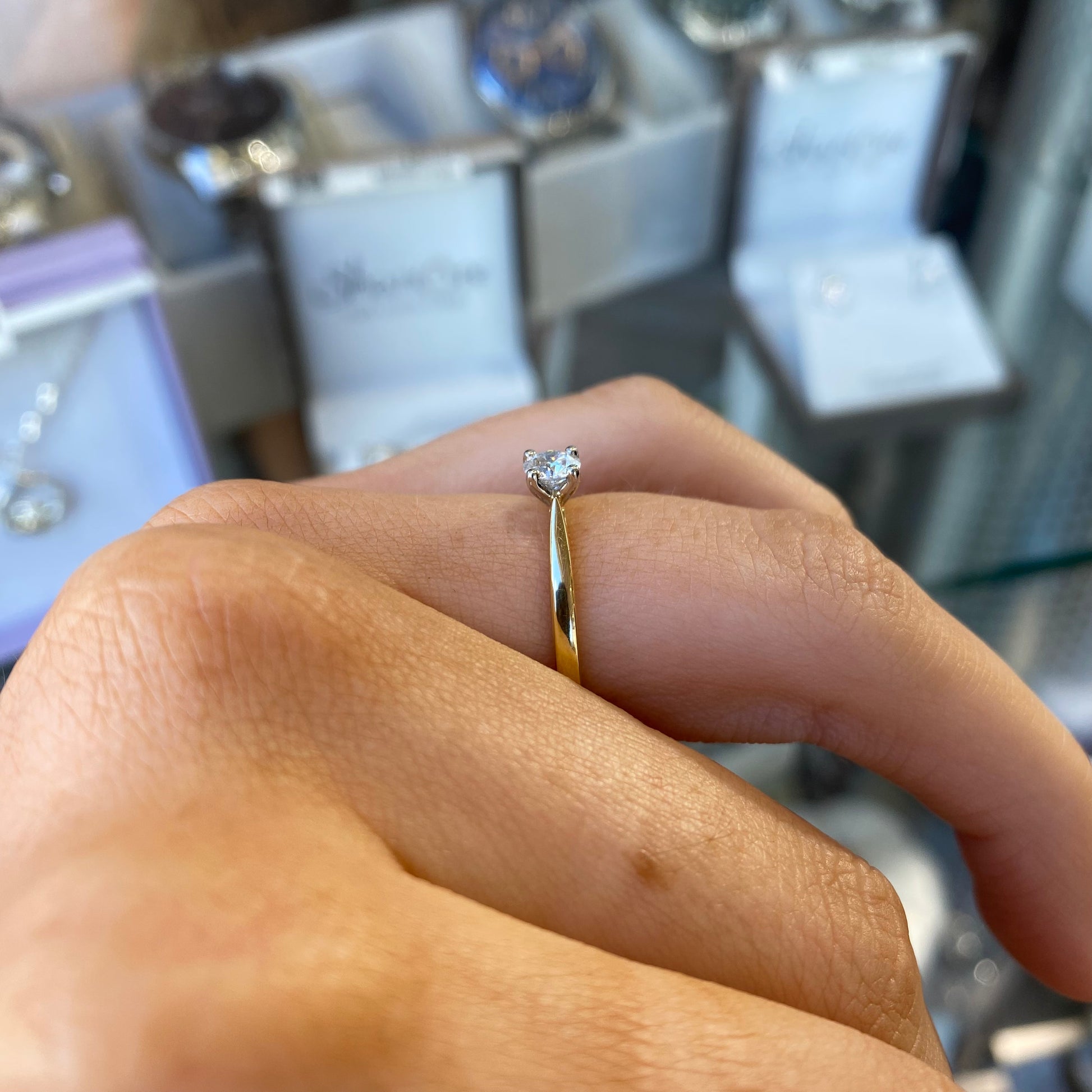 18ct Gold Solitaire Engagement Ring | 0.30ct Lab - John Ross Jewellers