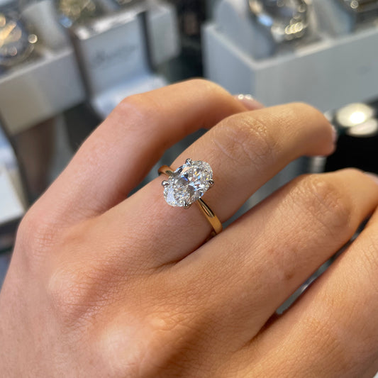 18ct Gold Oval Solitaire Engagement Ring | 2.09ct Certificated - John Ross Jewellers
