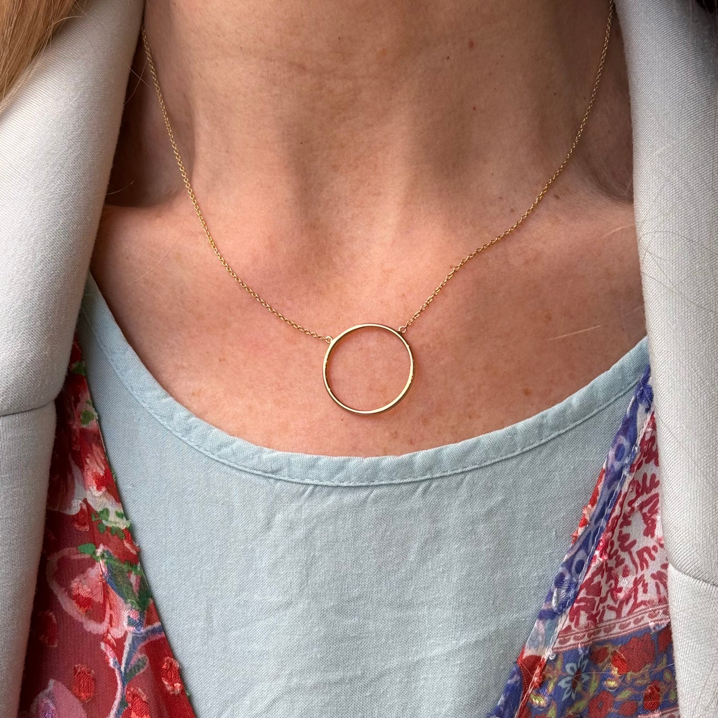 9ct Gold Open Circle Necklace - John Ross Jewellers