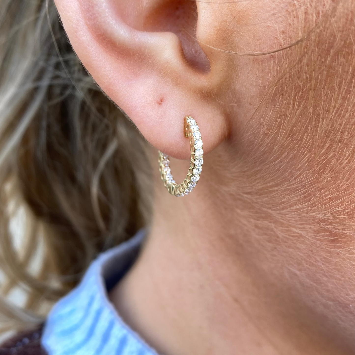 9ct gold hoop earrings with both outside and inside design, featuring 0.77ct lab-grown diamonds from LMJ.