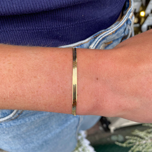 9ct Gold Herringbone Bracelet