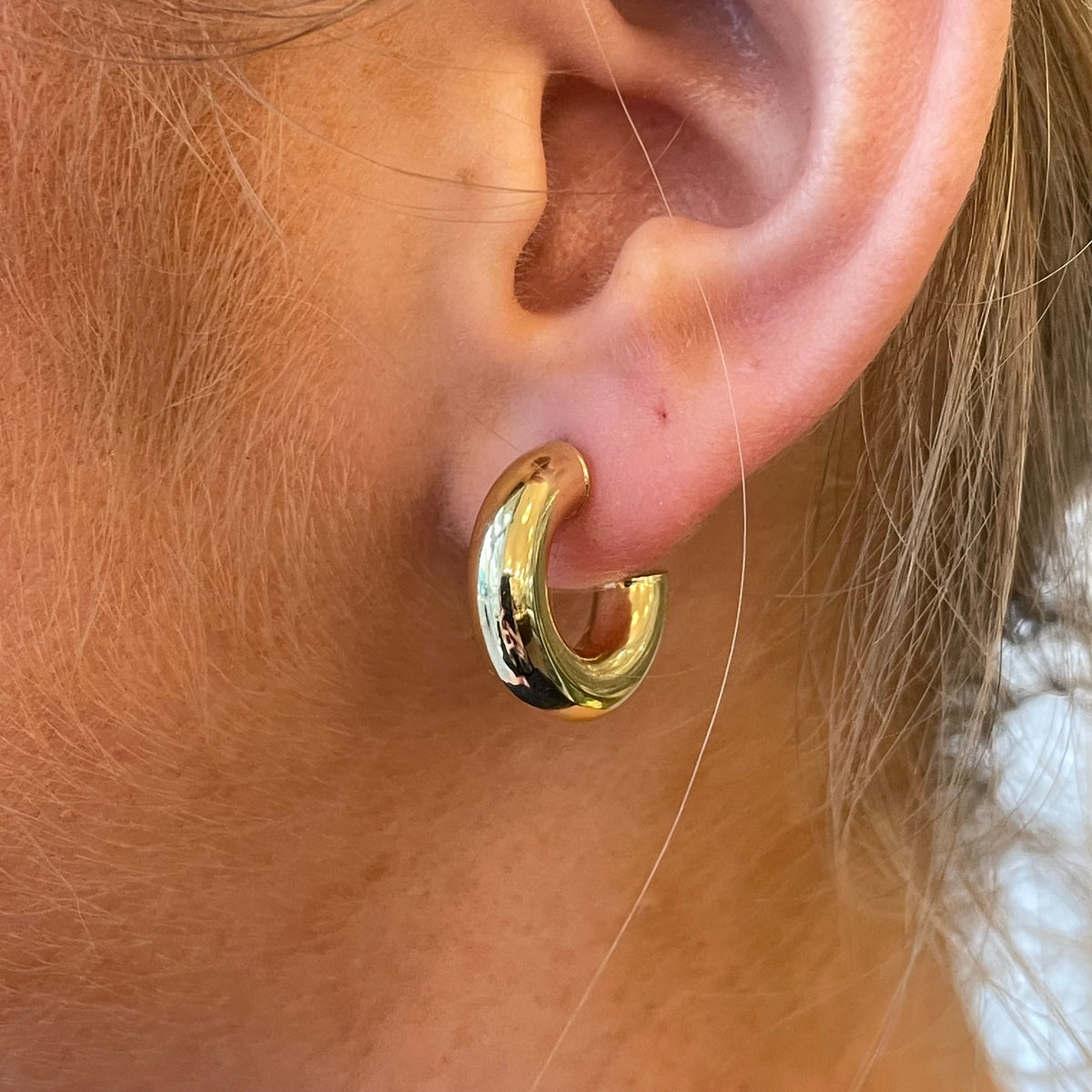Stubbs 9ct gold chunky stud hoop earrings, 18mm, shown against a clean background