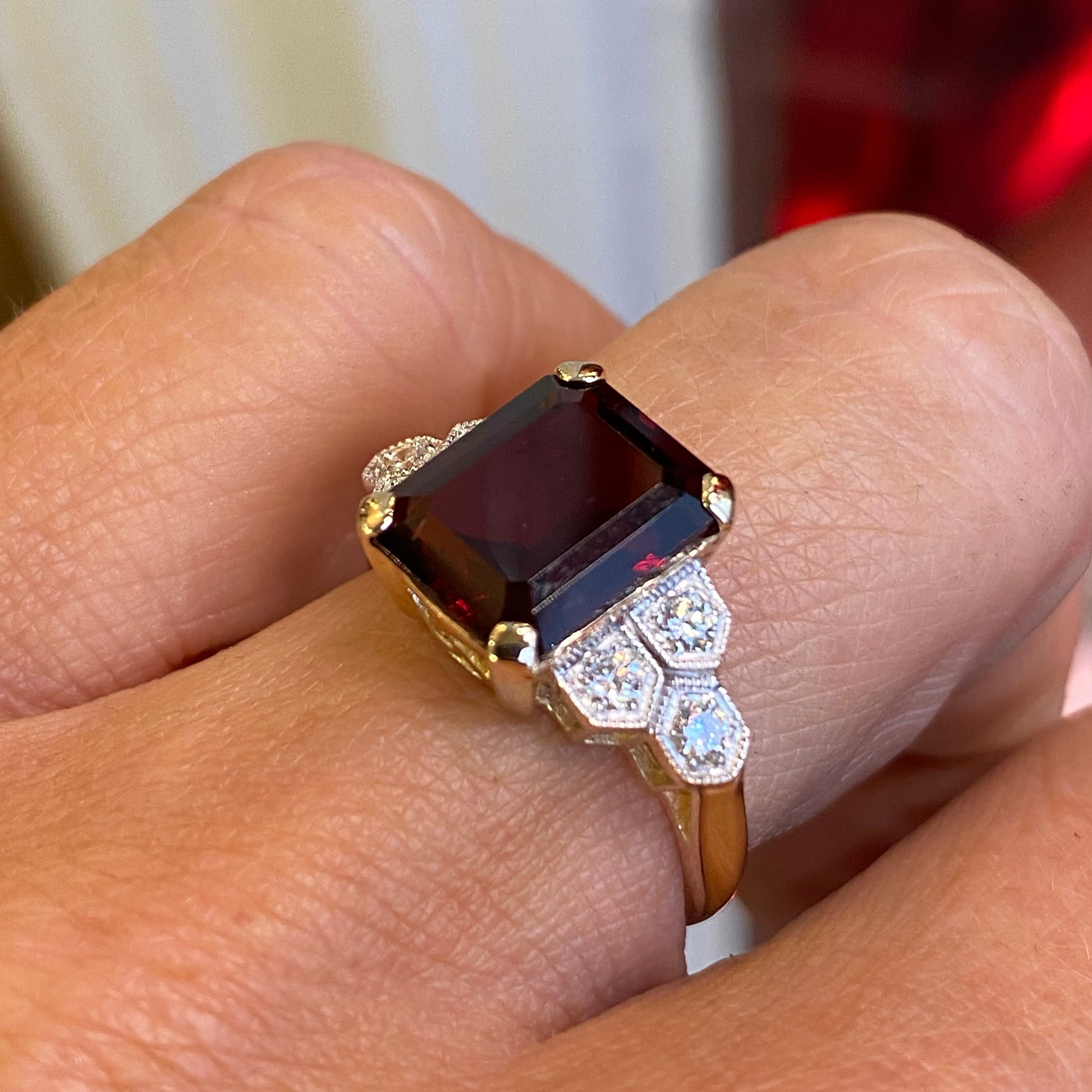 9ct Gold Garnet & Diamond Ring - John Ross Jewellers