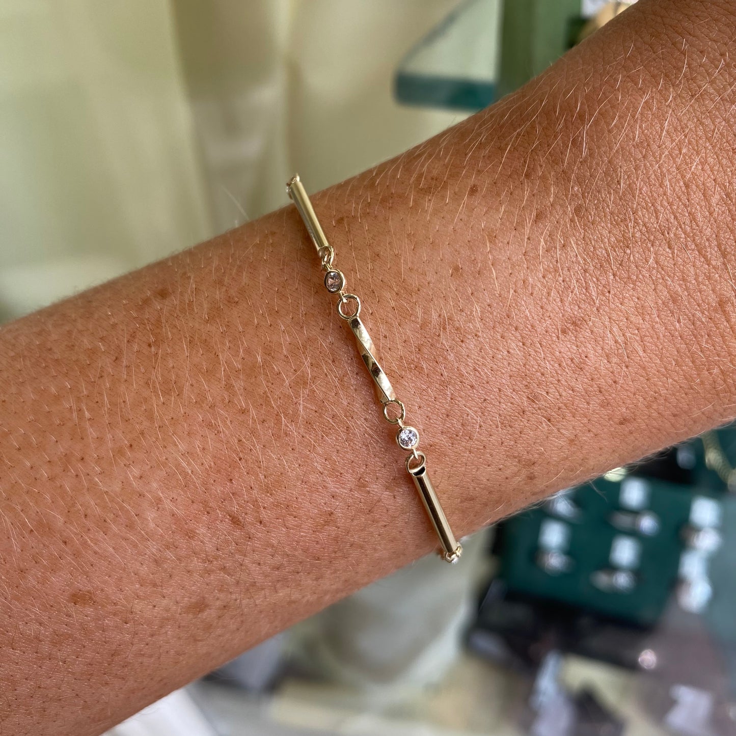 9ct Gold Fancy Link CZ Bracelet | 19cm
