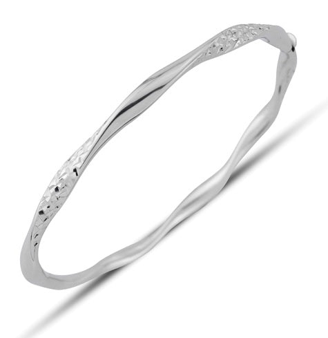 9ct White Gold Kisses with a Twist Bangle