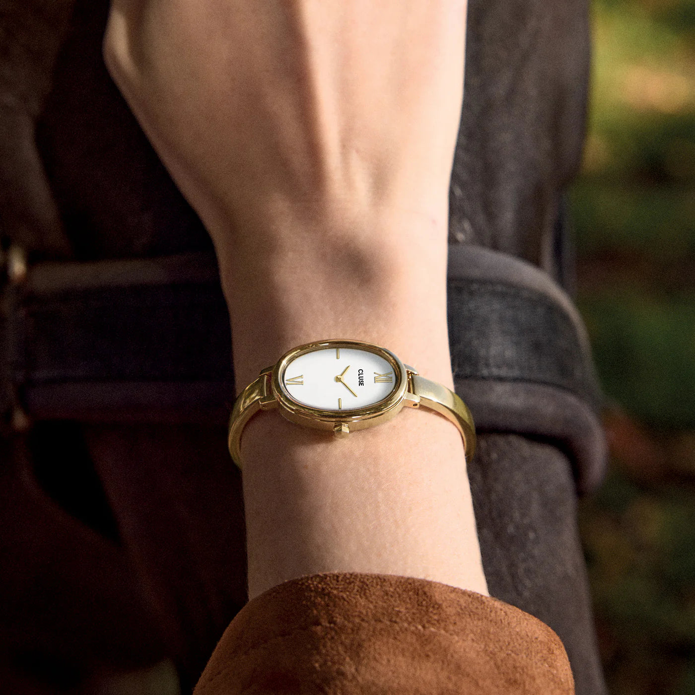 CLUSE L'Ovale Gold - John Ross Jewellers