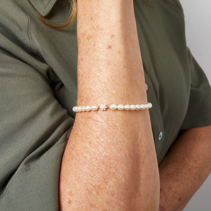 9ct Gold Freshwater Pearl & Diamond Bracelet - John Ross Jewellers