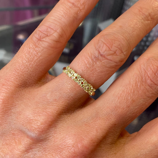 9ct Gold Quatrefoils Ring - Peridot - John Ross Jewellers