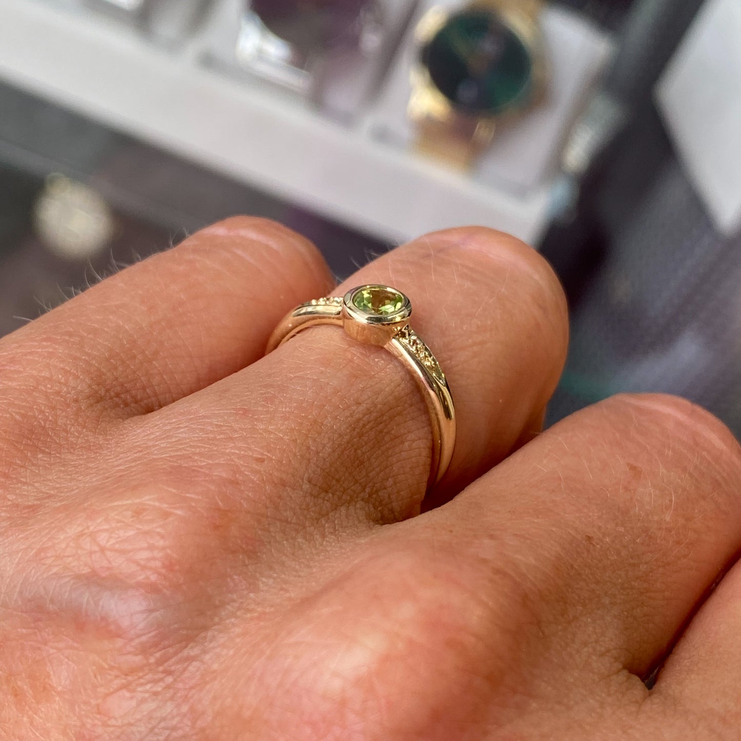 9ct Gold Oval Solitaire Ring - Peridot & White Topaz - John Ross Jewellers