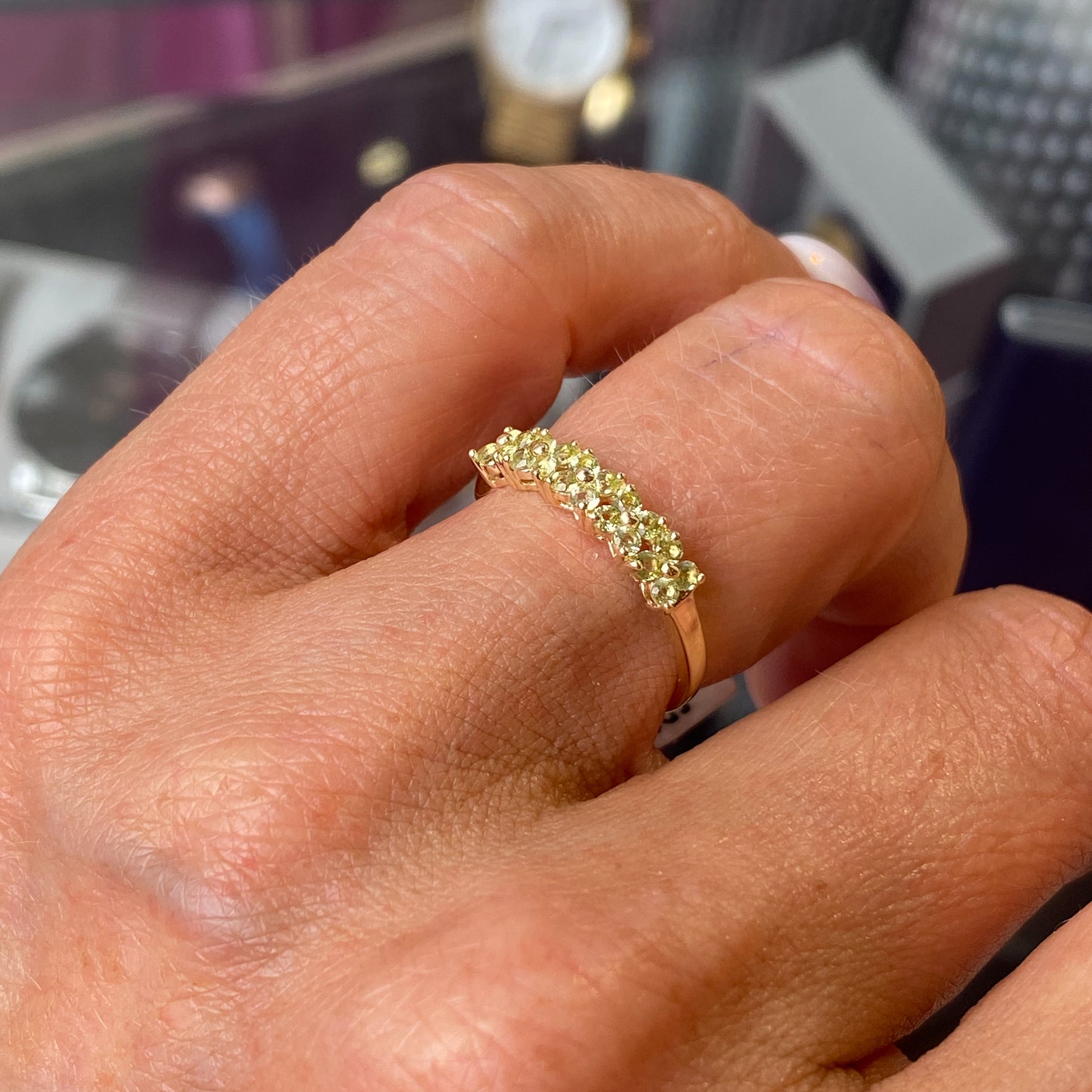 9ct Gold Quatrefoils Ring - Peridot - John Ross Jewellers