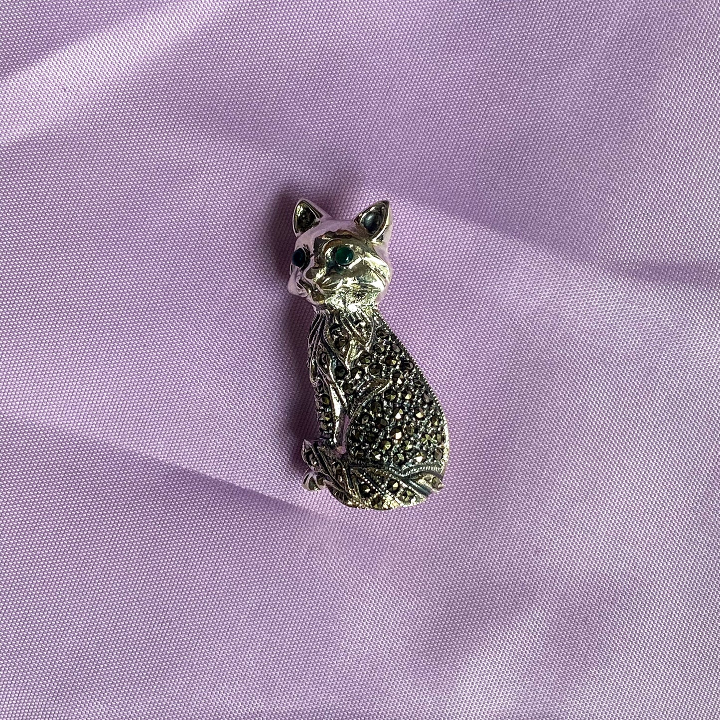 Silver Curious Cat Marcasite Brooch - John Ross Jewellers