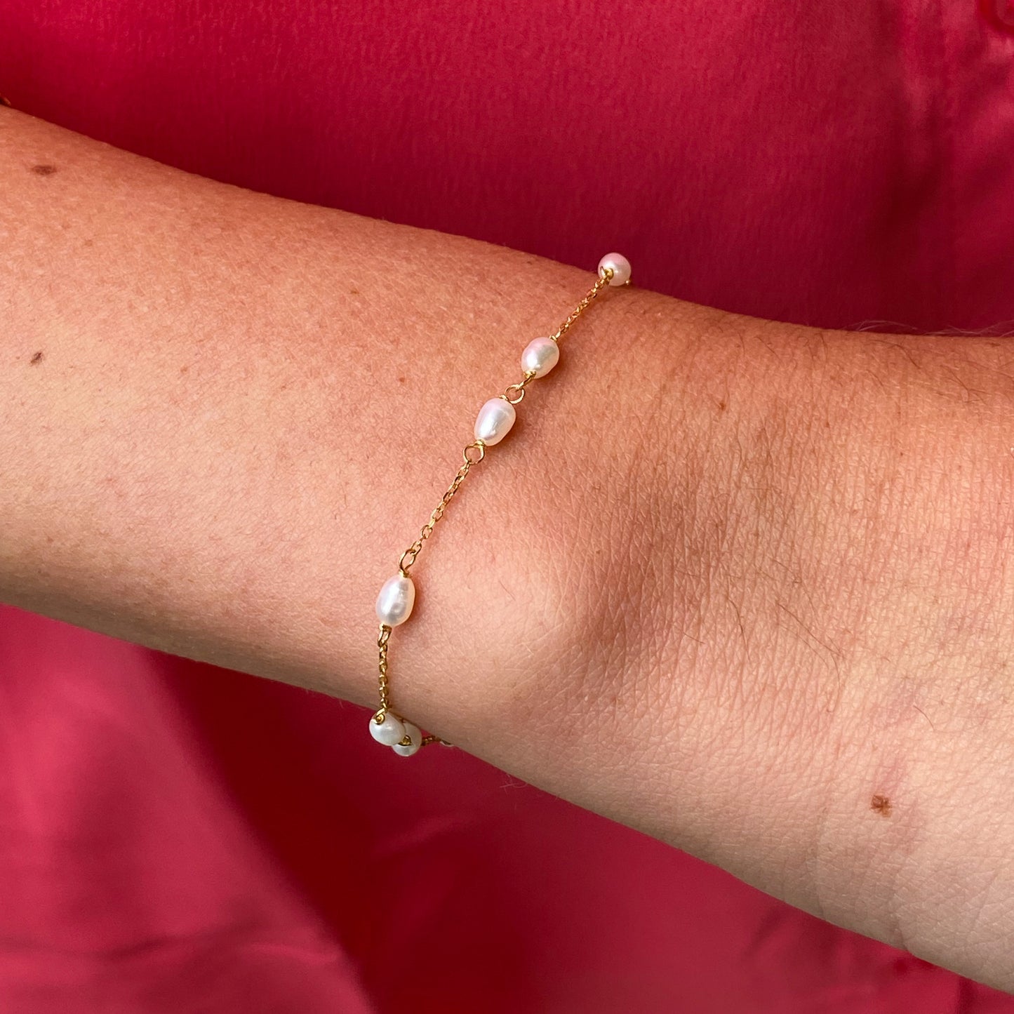 18ct Gold Freshwater Pearl Station Bracelet - John Ross Jewellers