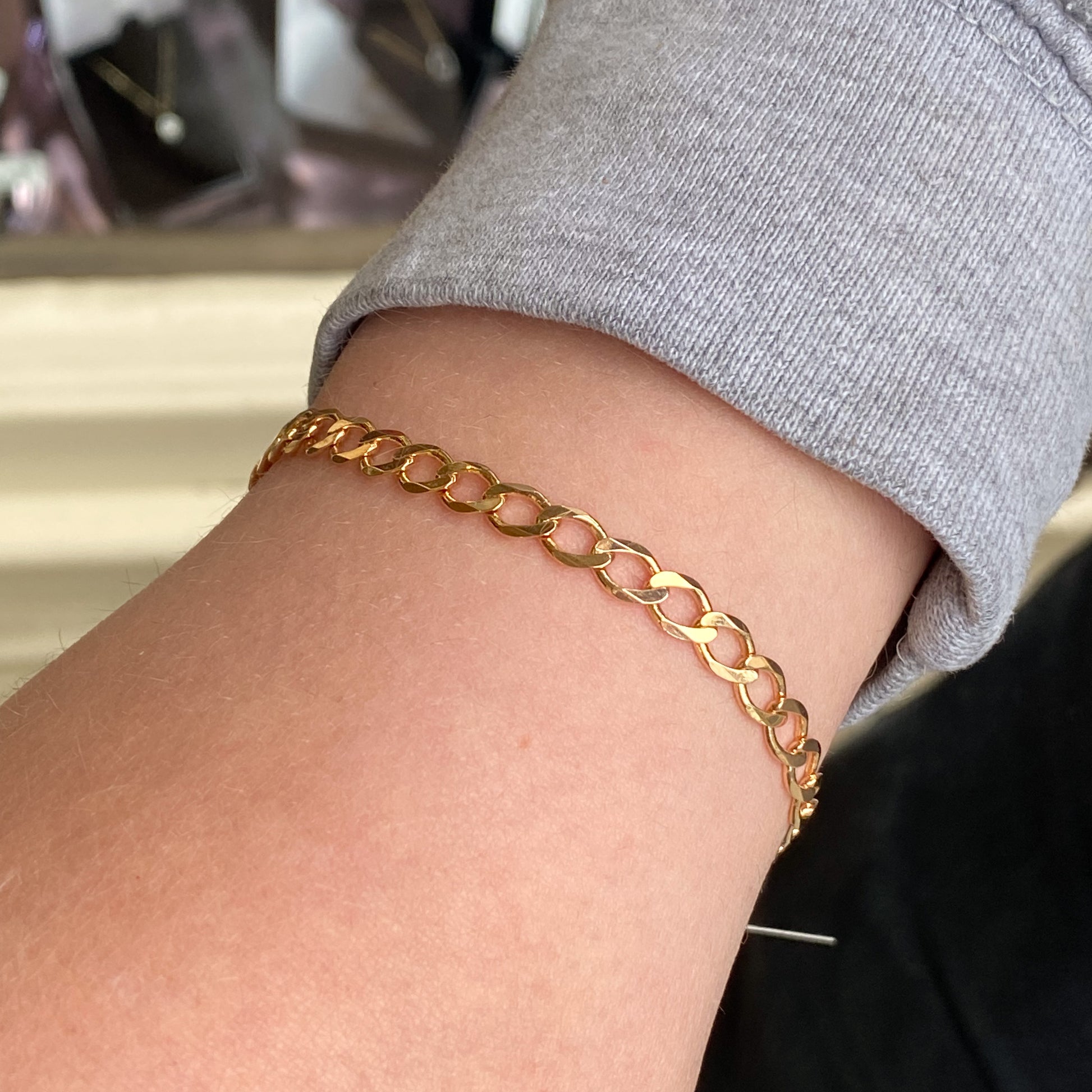 9ct Gold Curb Bracelet - Heavy Look - 8” - John Ross Jewellers