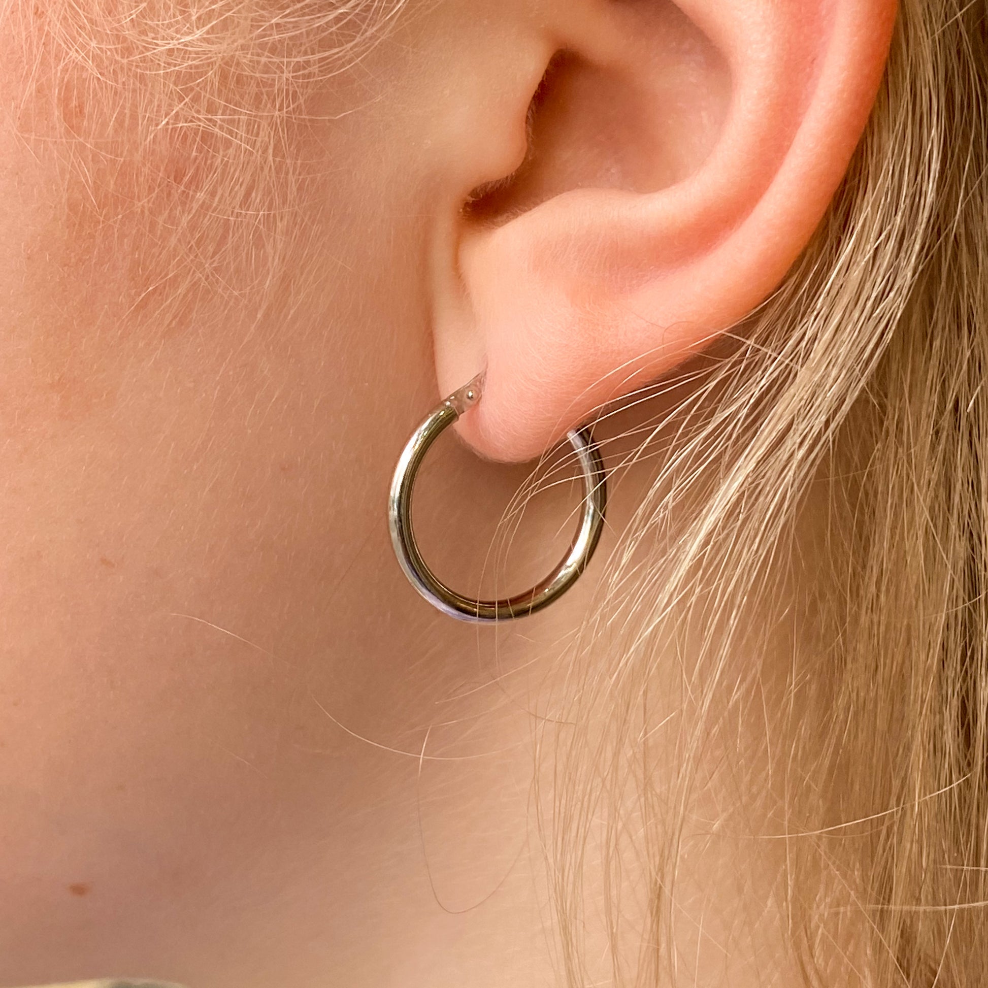 Silver 2mm Tube Creole Hoop Earrings | 15mm - John Ross Jewellers