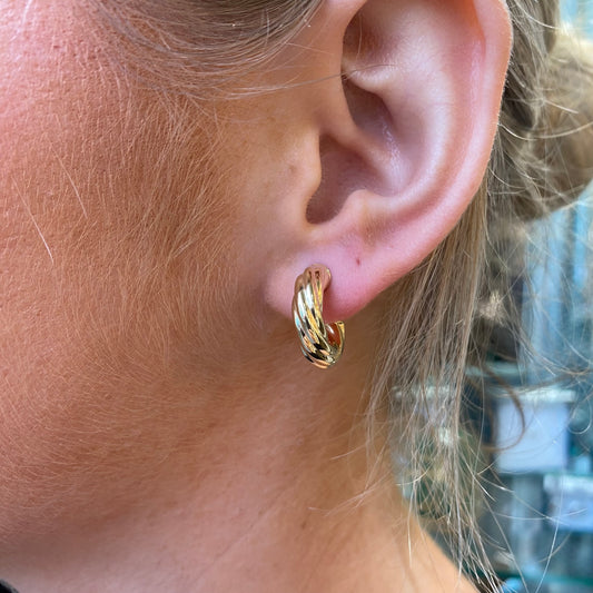 9ct Gold Gorgeously Twisted Stud Hoop Earrings | 18mm