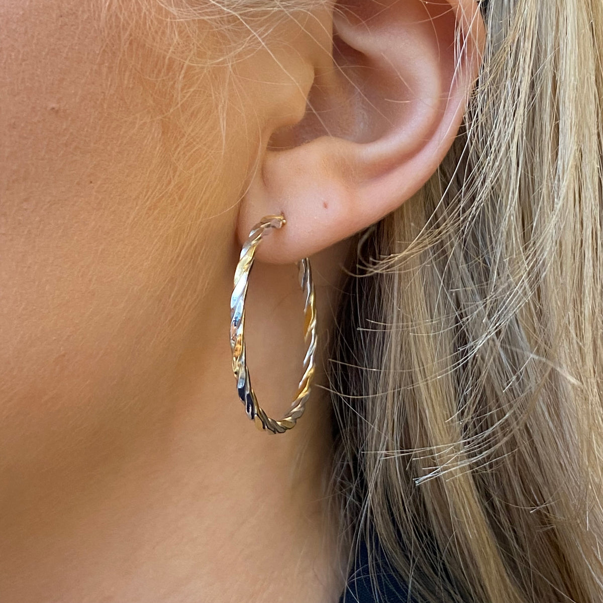 THC 9ct gold two-tone classic skinny hoop earrings, 30mm, shown from the front