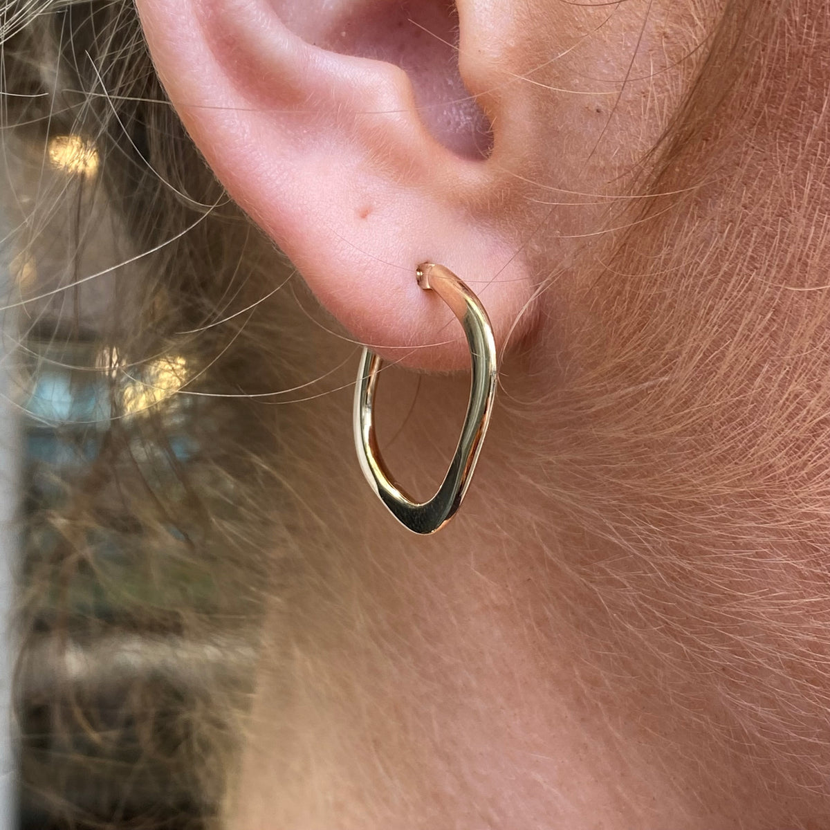 Stubbs 9ct gold glossy square hoop earrings, 23mm, shown from the front