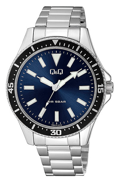 Q&Q Gents Silver Three Link Watch - John Ross Jewellers